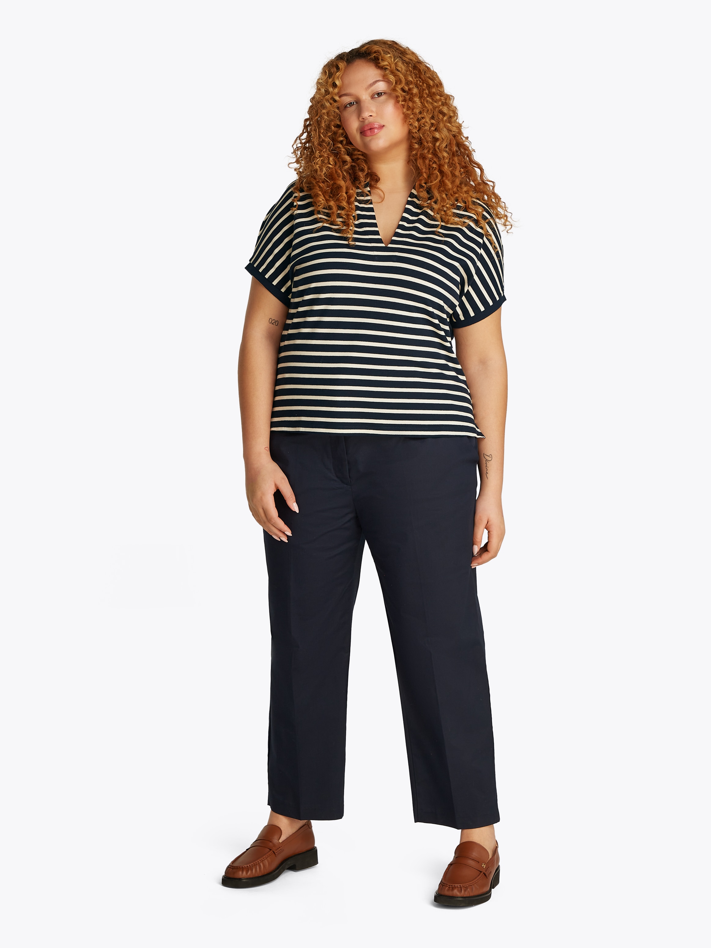 Tommy Hilfiger Curve Poloshirt »CRV LYOCELL OPEN-NK POLO SS«, in Großen Größen, Polokragen, Streifenmuster