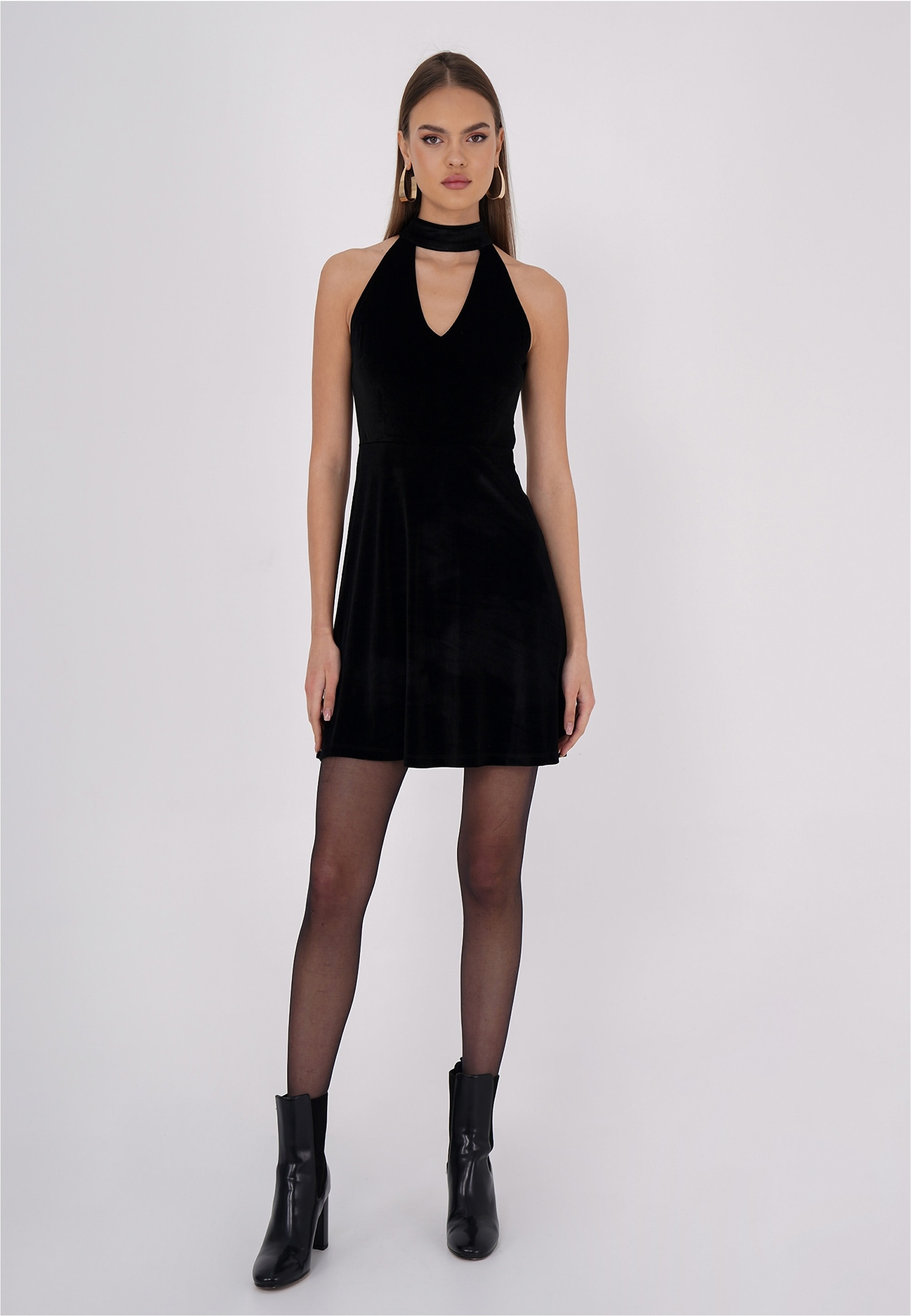 freshlions Jerseykleid »Lolie«, mit raffiniertem Neckholder-Design