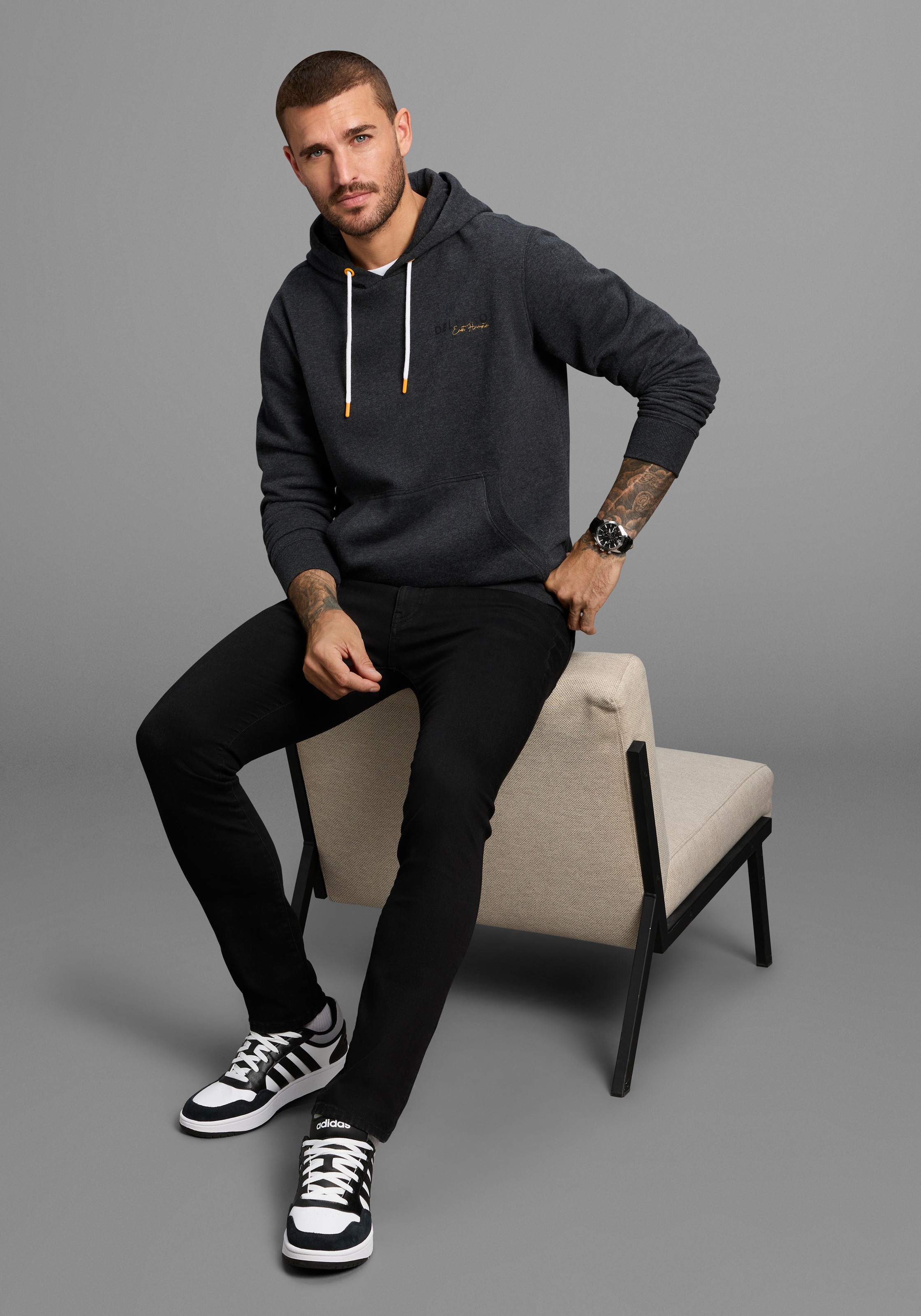 DELMAO Kapuzensweatshirt günstig online kaufen