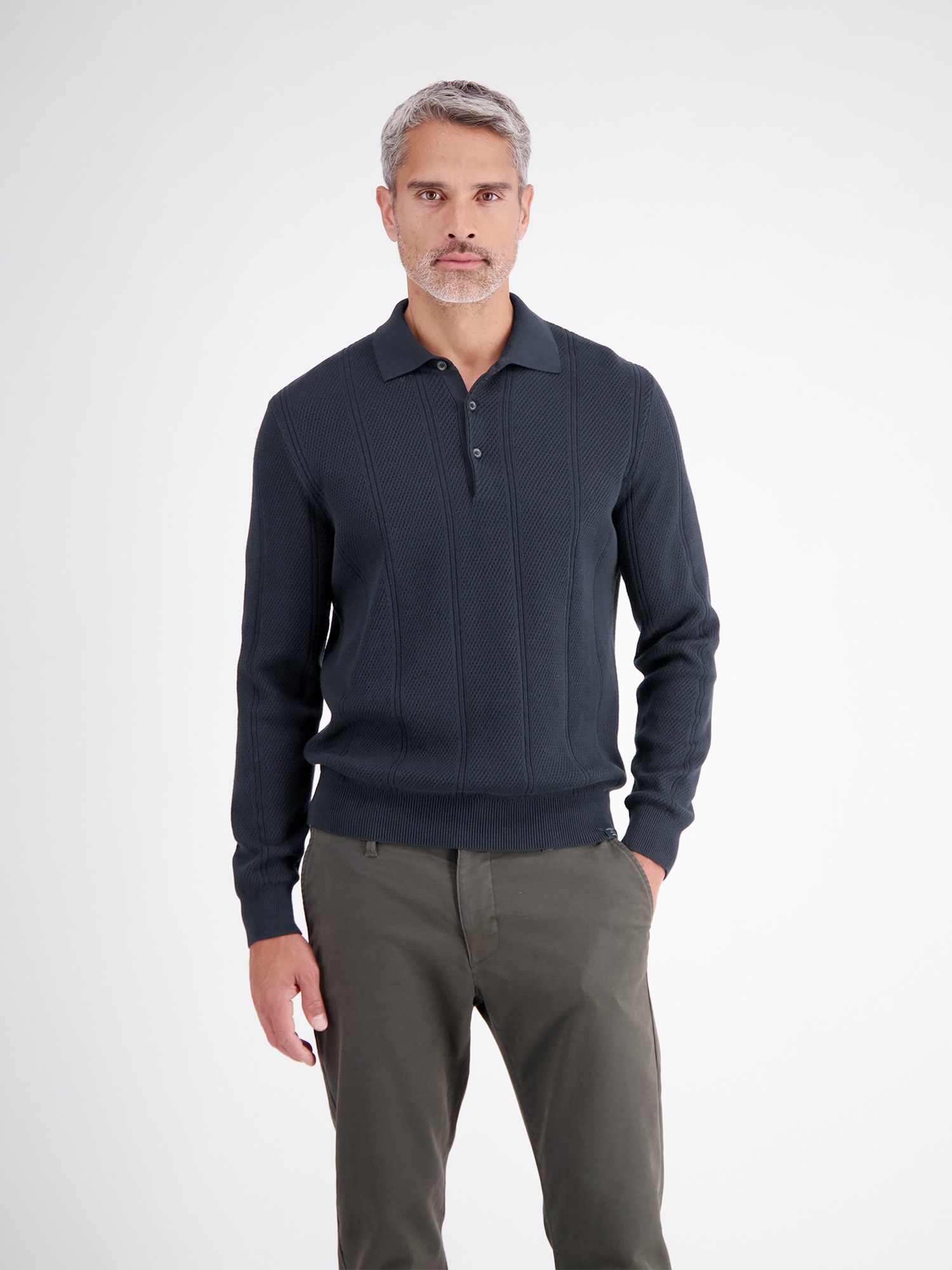 LERROS Langarm-Poloshirt "Elegantes Langarmpolo mit raffinierten Vertikalstreifen"