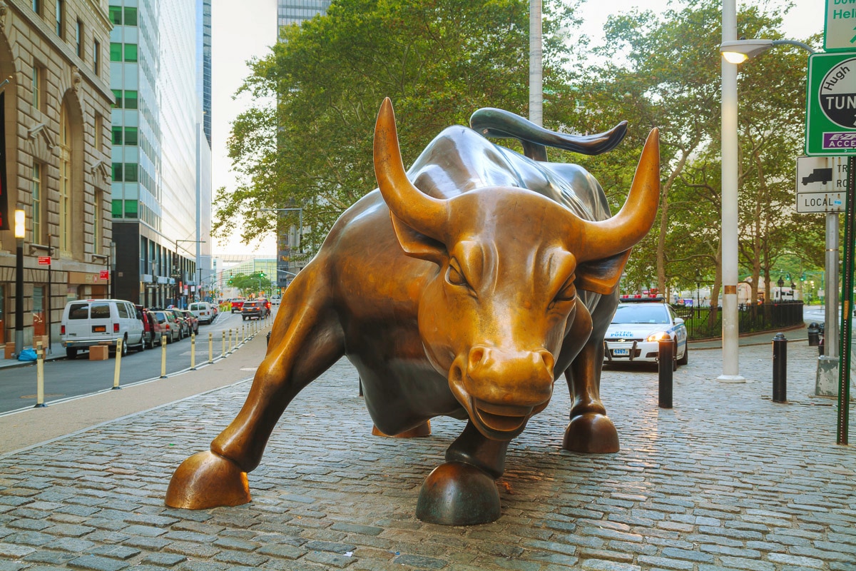 Papermoon Fototapete »Wall Street Bull«