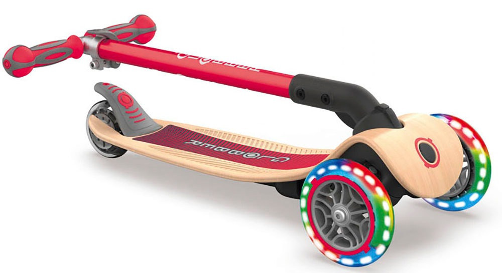 Globber Dreiradscooter »PRIMO FOLDABLE WOOD LIGHTS, mit Leuchtrollen und Holzdeck«