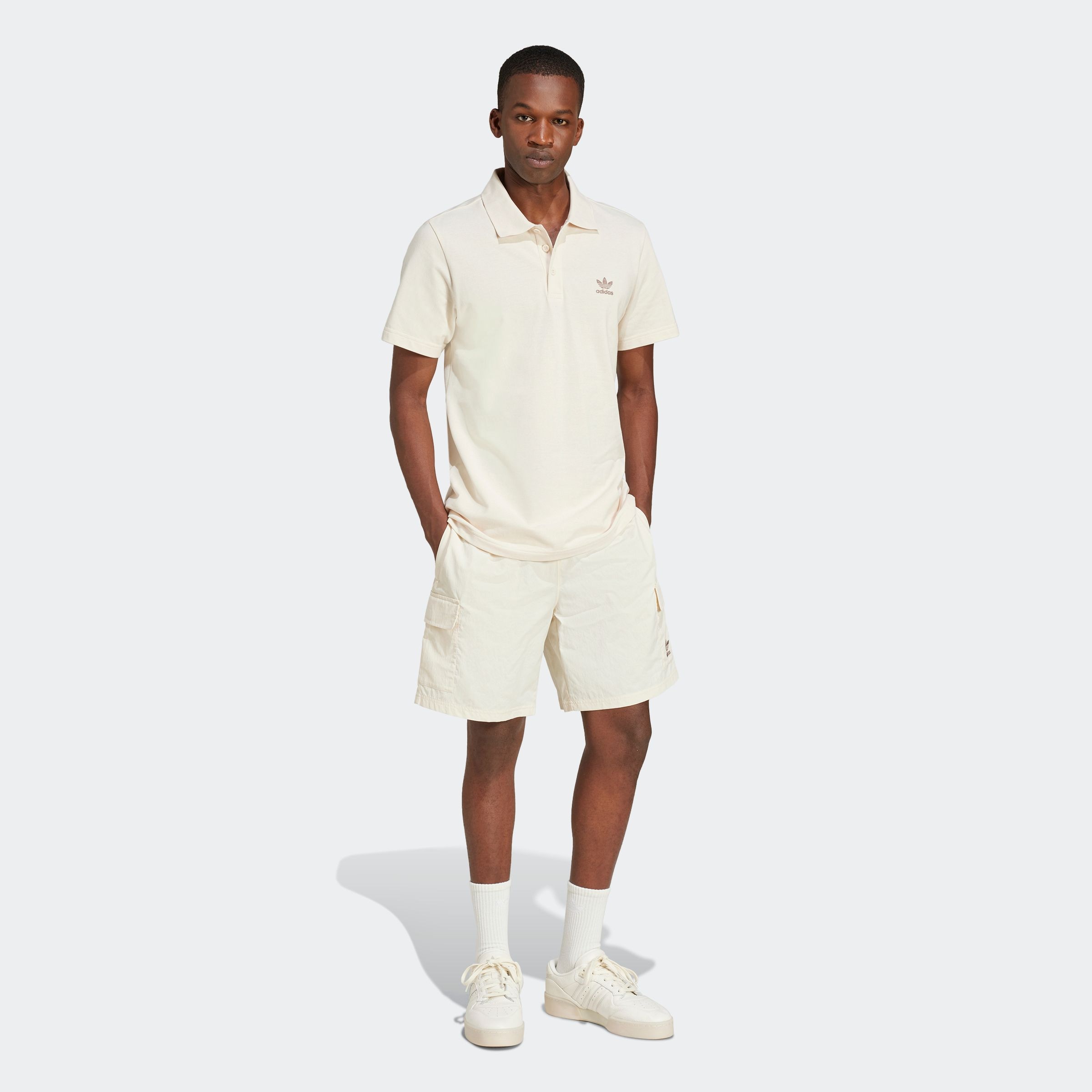 adidas Originals Shorts »ESS WVN SHORTS«, (1 tlg.)