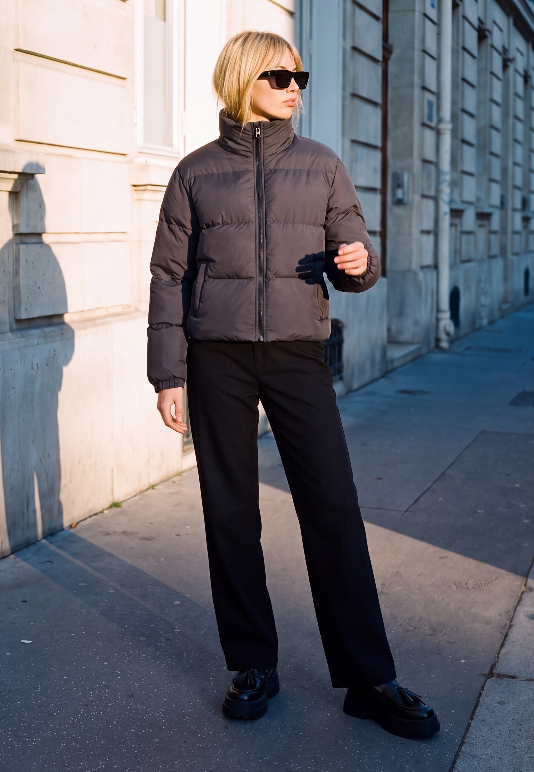 URBAN CLASSICS Winterjacke »Urban Classics Ladies Short Puffer Jacket« 1 Stk. tlg. ohne Kapuze