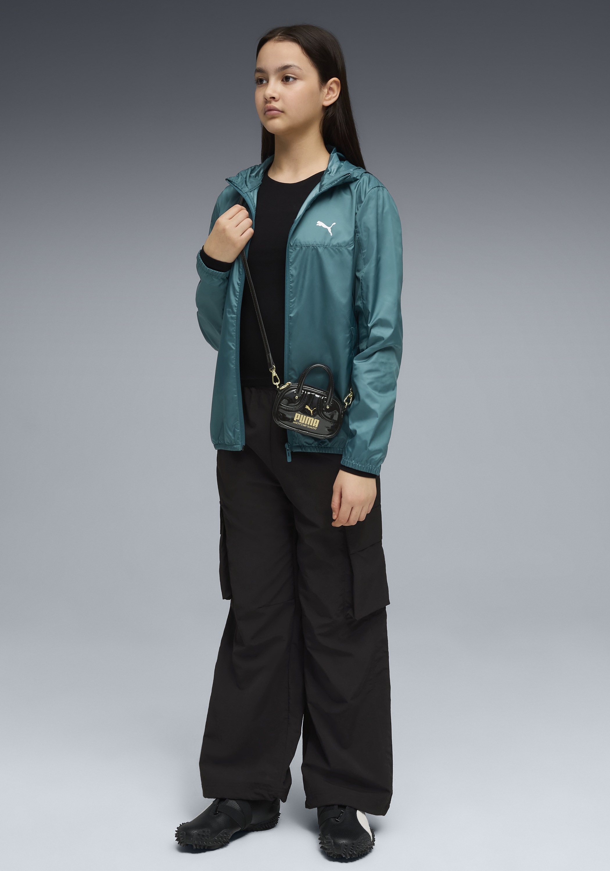 PUMA Windbreaker »ESS UV WINDBREAKER« mit Kapuze für Jugendliche, mit Kapuze, mit Eingrifftasche