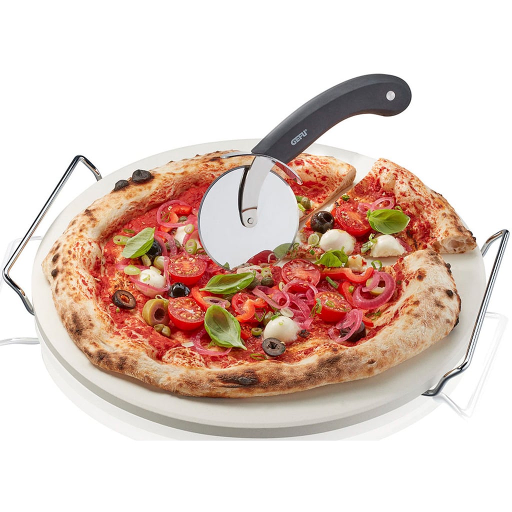 GEFU Pizzastein »+ Pizzaschneider DARIOSO«, Keramik-Edelstahl-Kunststoff, (Set, 2 St., Pizzastein mit Gestell, rund + Pizzaschneider)