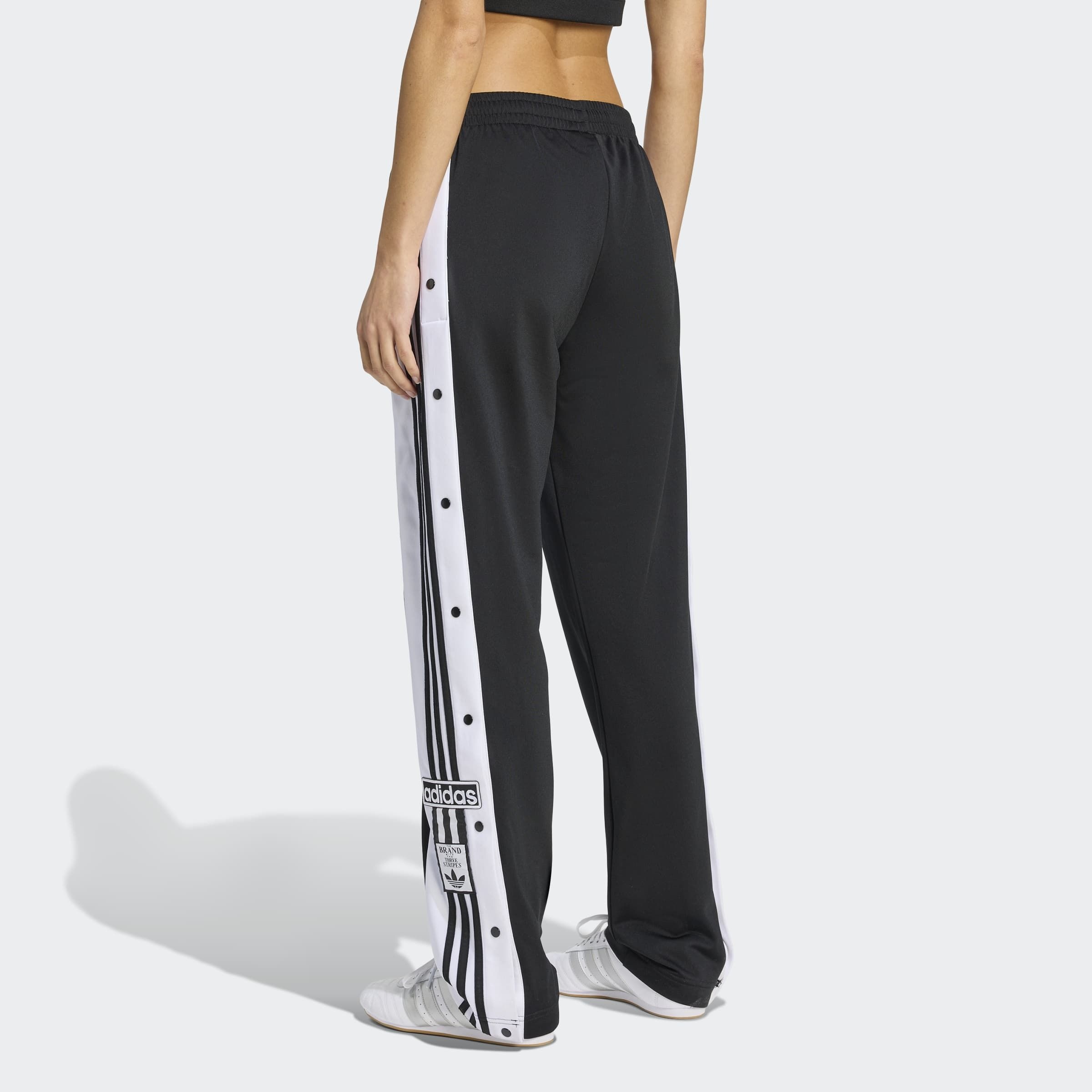 Thumbnail - adidas Originals "ADIBREAK PANT" lockerer Schnitt, mit Seitentaschen, aus weichem Trikotmaterial