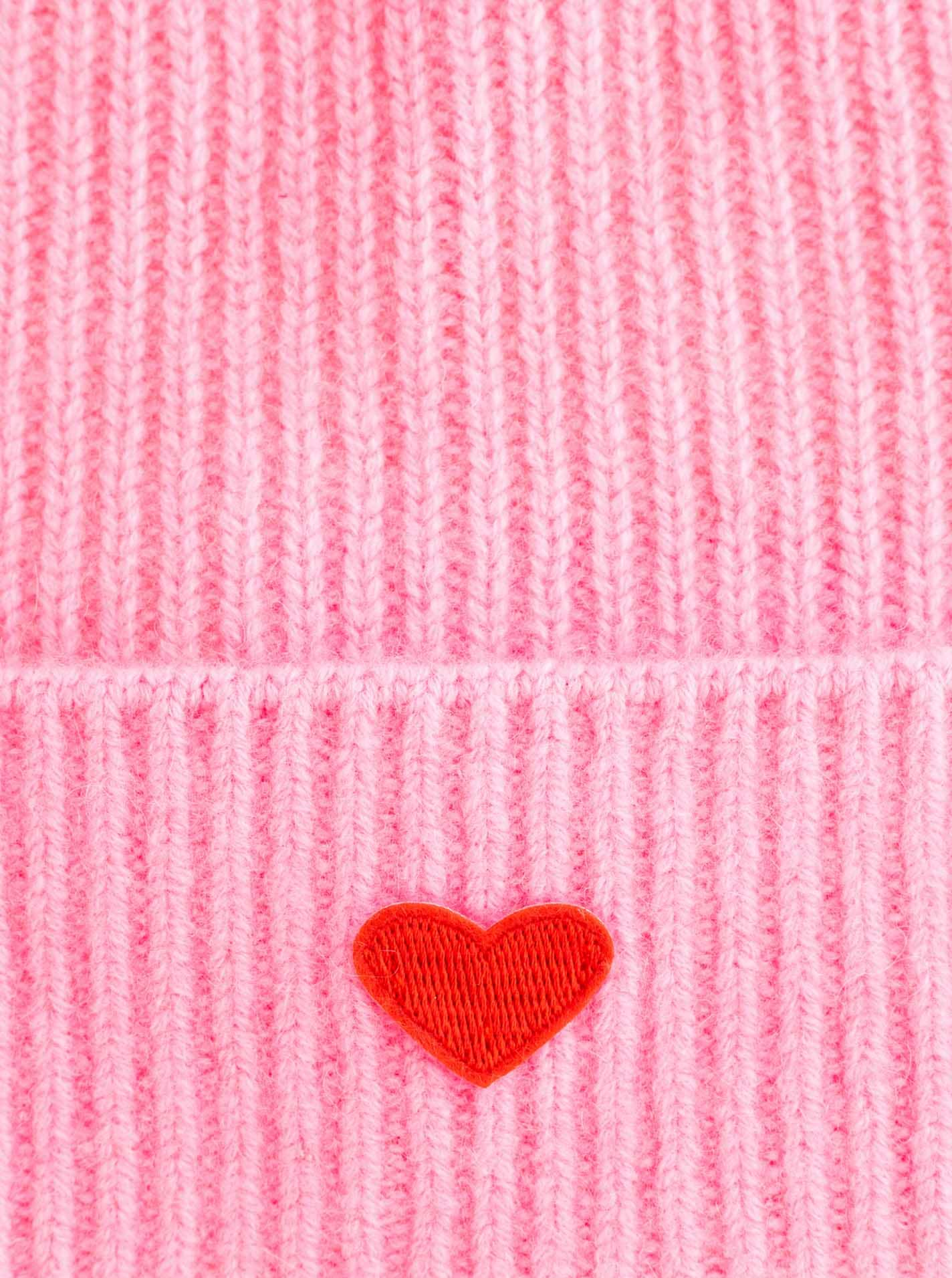 Zwillingsherz Beanie »Beanie with Heart-Patch«, Rippstrick, mit breitem Umschlag, wärmend
