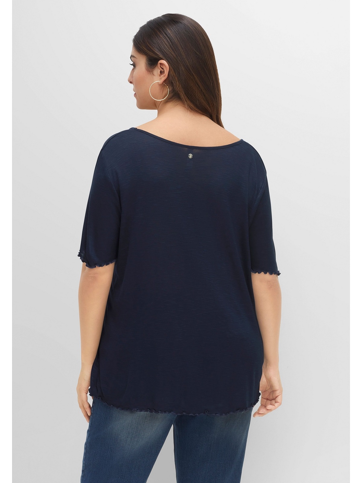 Sheego T-Shirt »Große Größen«, mit weitem V-Ausschnitt und Rollkanten