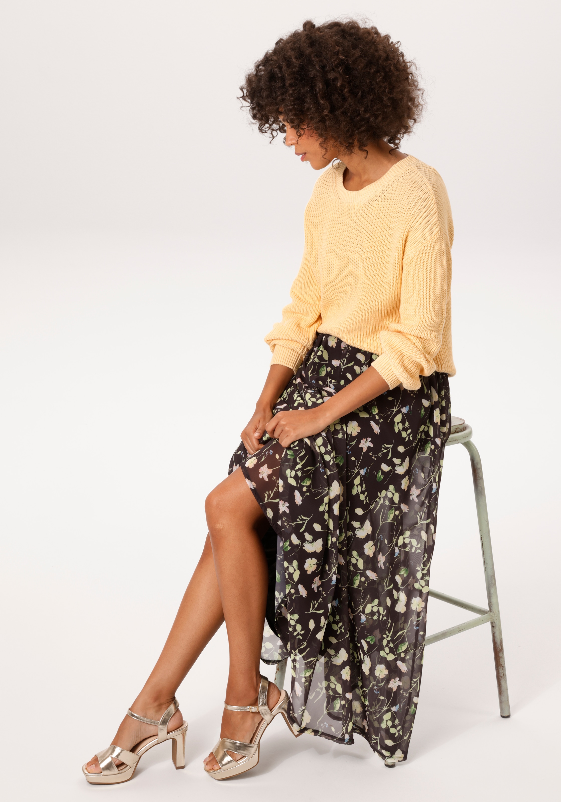 Aniston CASUAL Strickpullover in trendiger Farbpalette