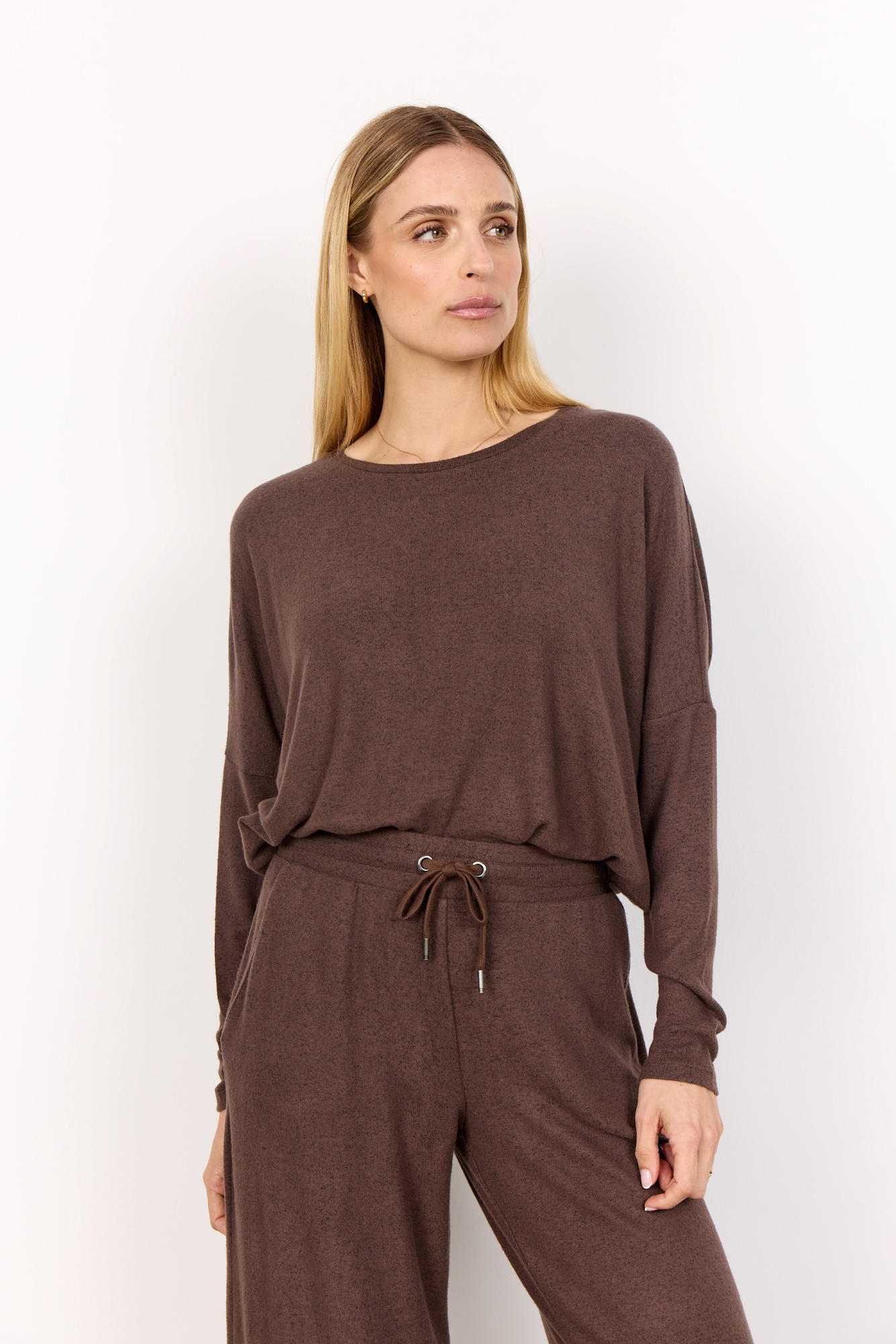 soyaconcept Rundhalsshirt "SC-BIARA 1", bequemer Pullover, elastische Visko günstig online kaufen