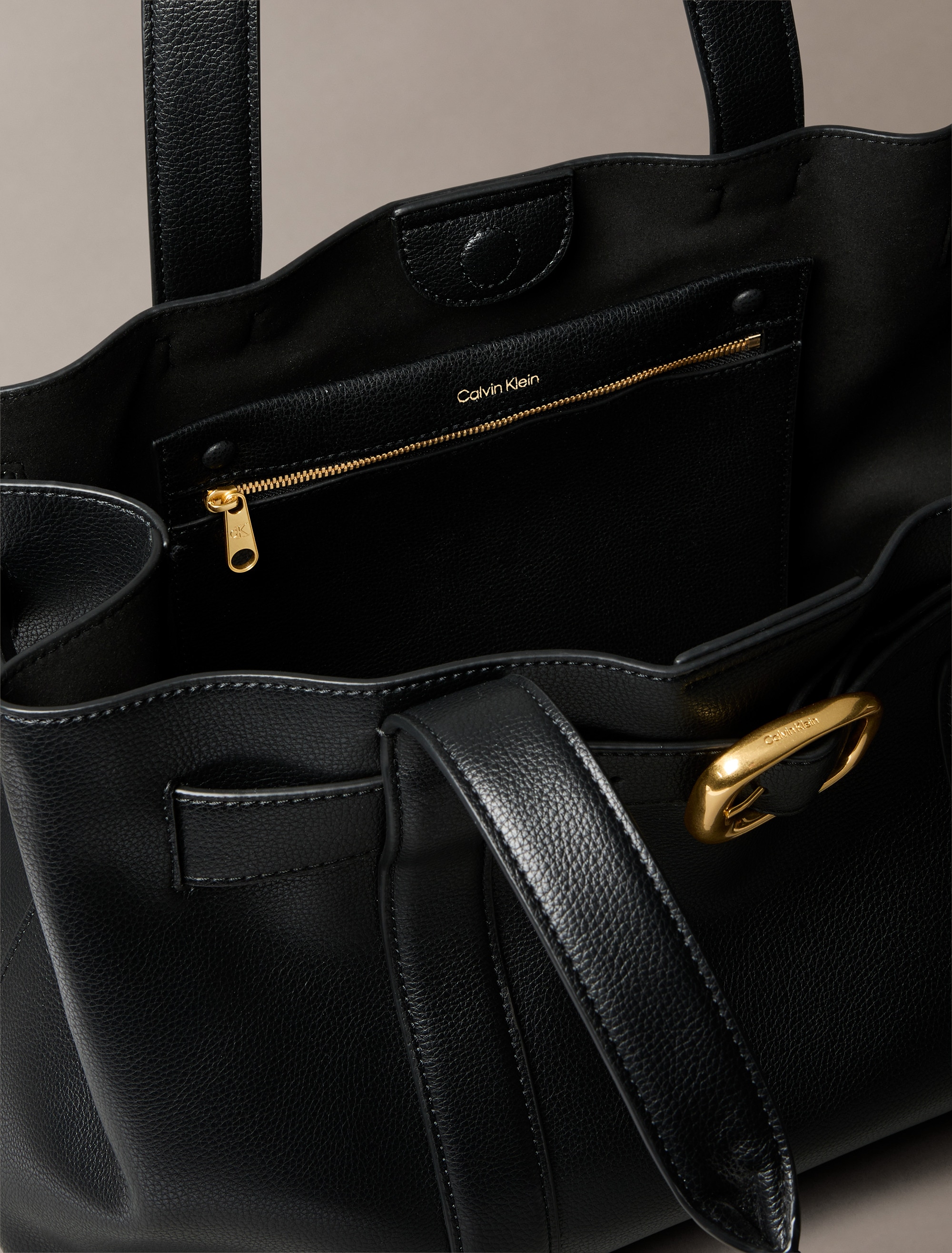 Calvin Klein Henkeltasche »BUCKLE MEDIUM TOTE«, Schultertasche, Handtasche, Tasche Damen