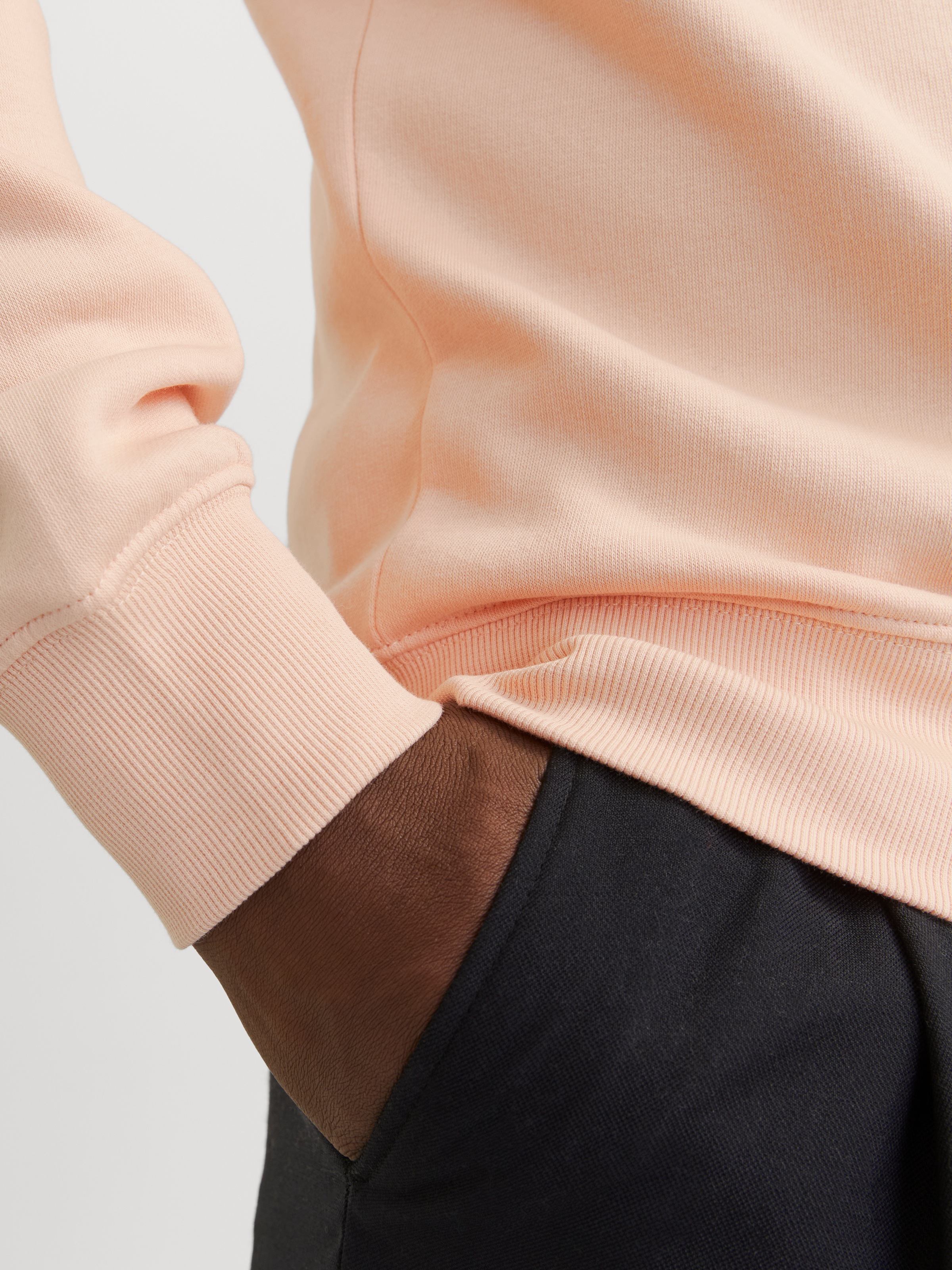 Jack & Jones Sweatshirt »JJESTAR BASIC SWEAT CREW NECK NOOS«, mit Rundhalsausschnitt