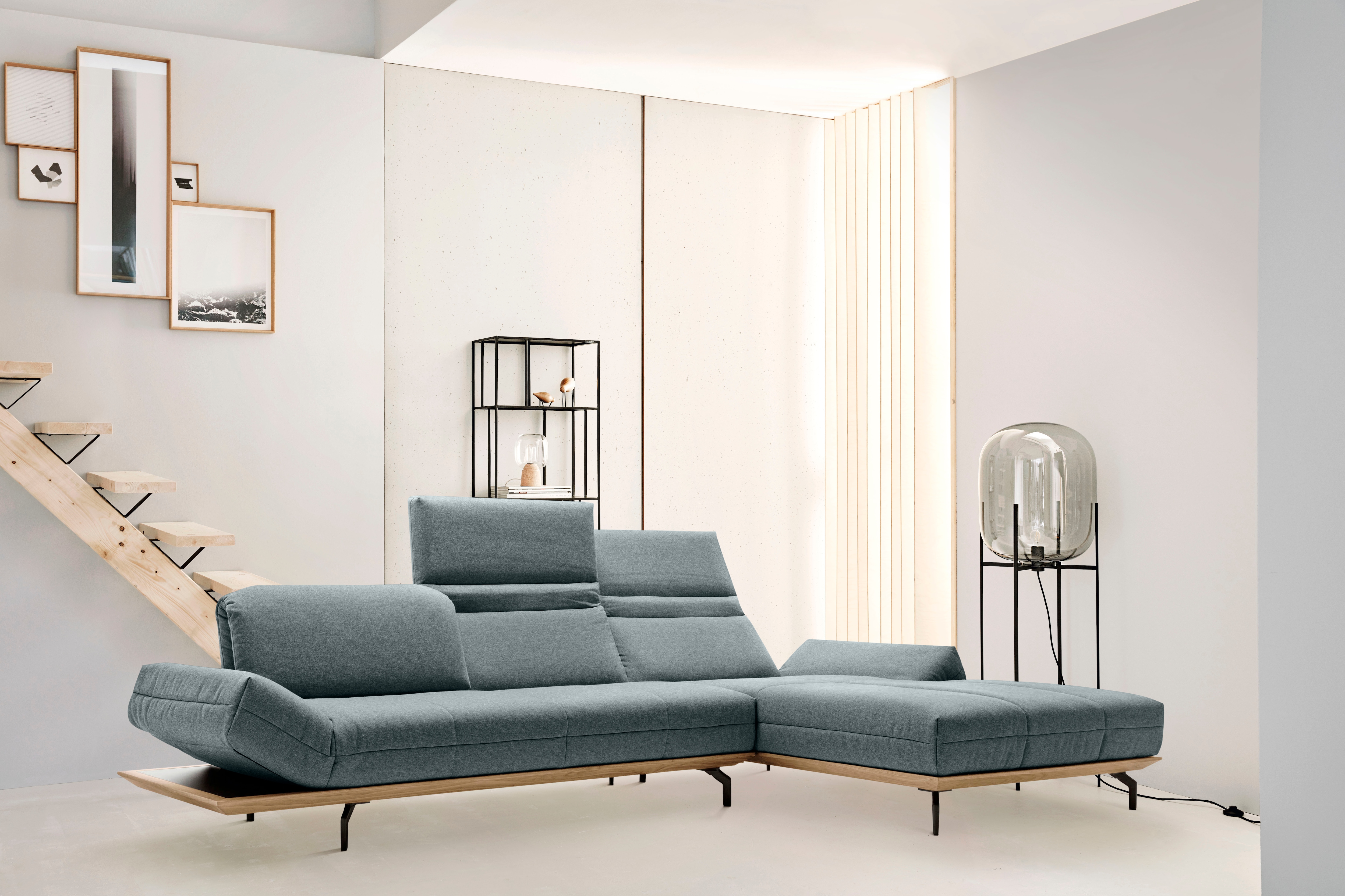 Creation BY ROLF BENZ Ecksofa "CR.420, Designecksofa, L-Form" in 2 Qualitäten, Holzrahmen in Eiche Natur oder Nußbaum, Breite 293 cm