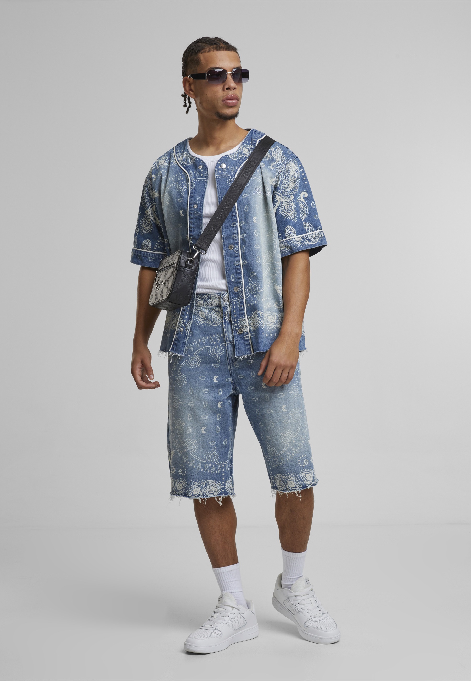 Karl Kani Kurzarmshirt »Karl Kani Kani Paisley Denim Baseball Shirt« 1 Stk.