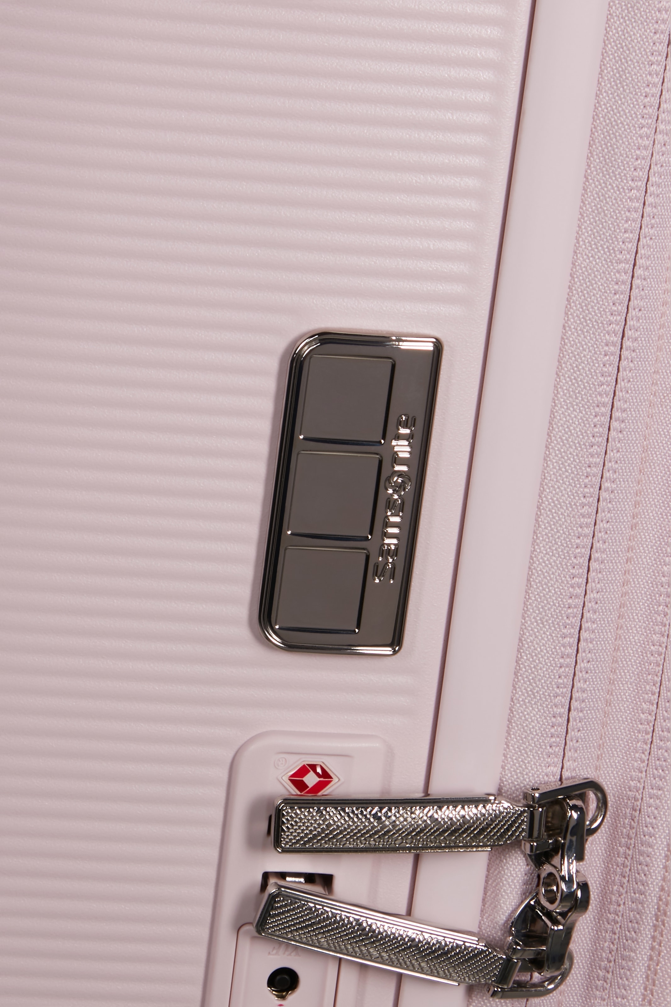 Samsonite Hartschalen-Trolley »IMAGE« 79 l 4 Rollen mit Teleskopgriff und Soft-Touch-Tragegriff, mit Premium-Nassbeutel