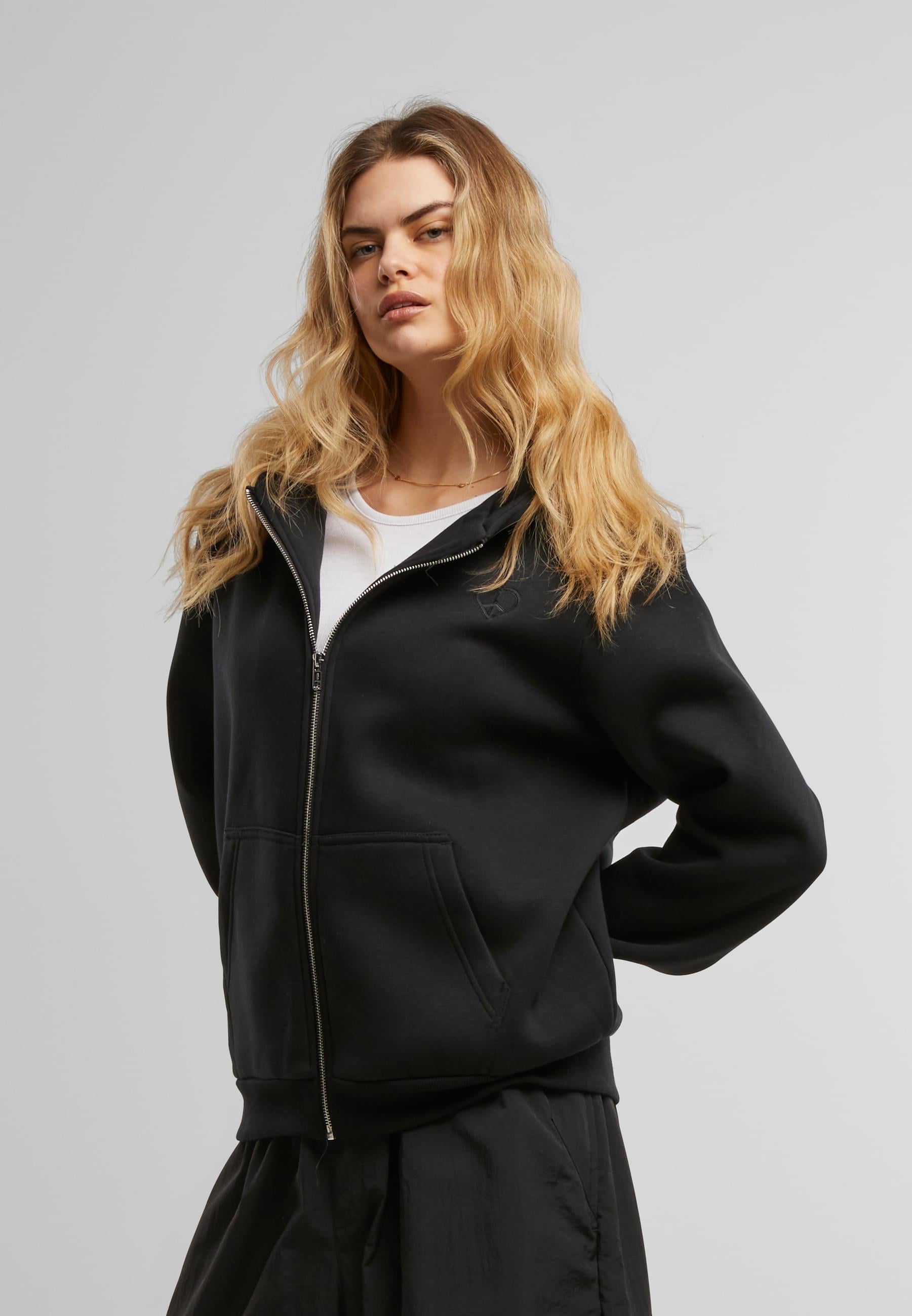 Miss Tee Sweatjacke »Miss Tee Peace Sign EMB Fluffy Zip Hoody«