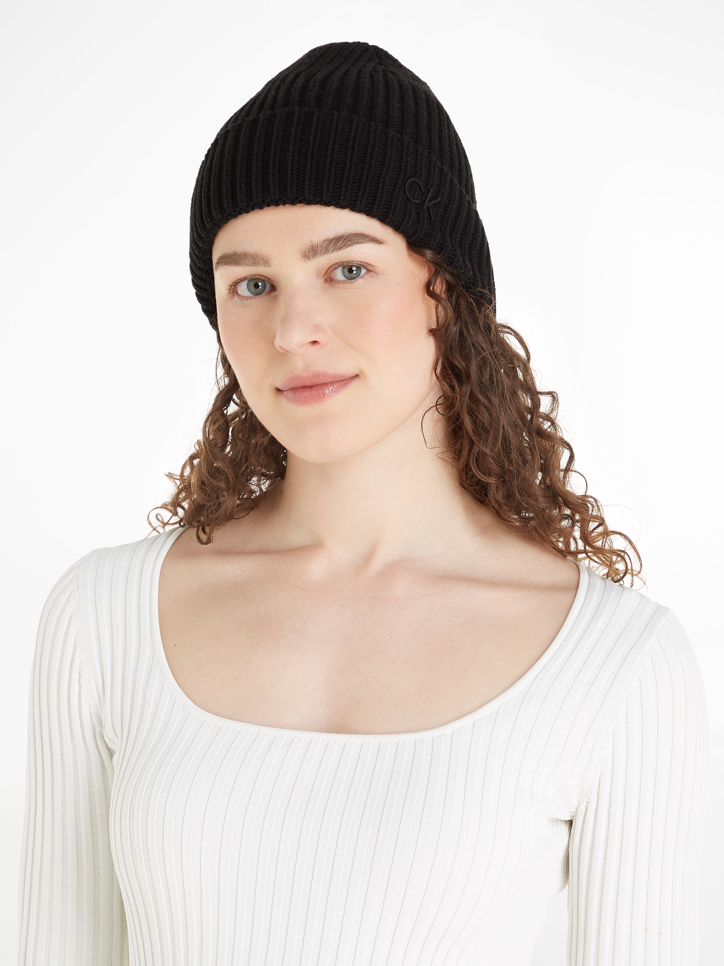 Calvin Klein Beanie "CK EMBROIDERY COTTON RIB BEANIE", mit Logostickerei günstig online kaufen