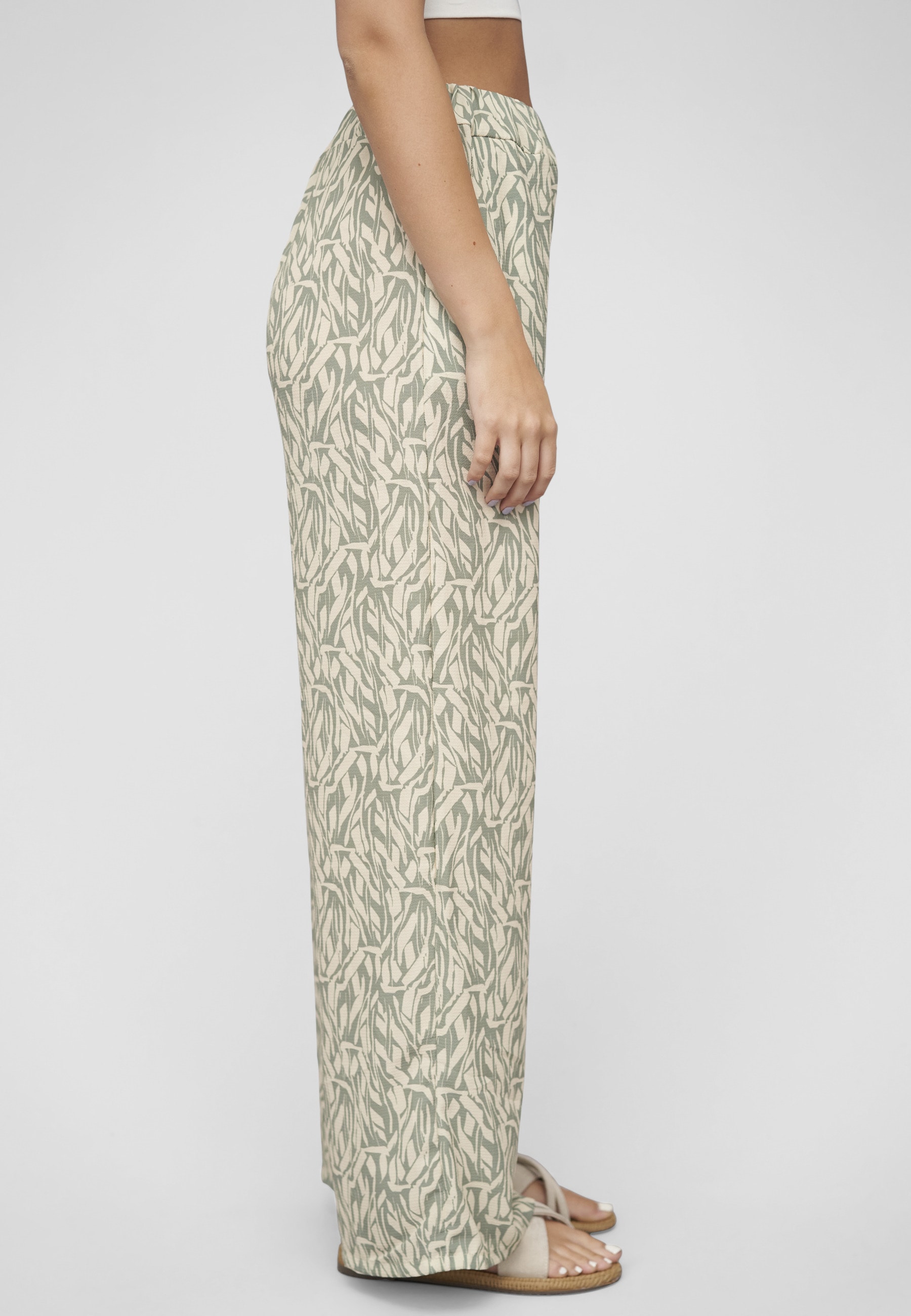 CLOUD 5IVE Stoffhose »CLOUD 5IVE Summer Pants with aop leaf print«