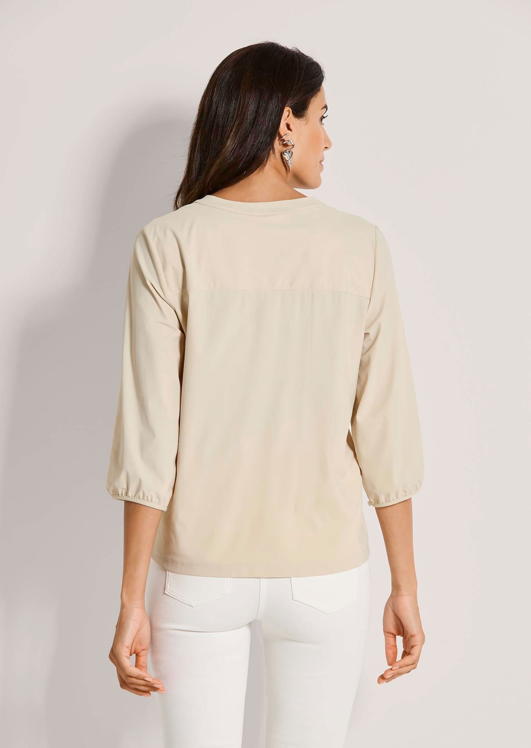 MADELEINE Kurzarmbluse »Jerseybluse Elegante Schlupfbluse mit V-Ausschnitt«