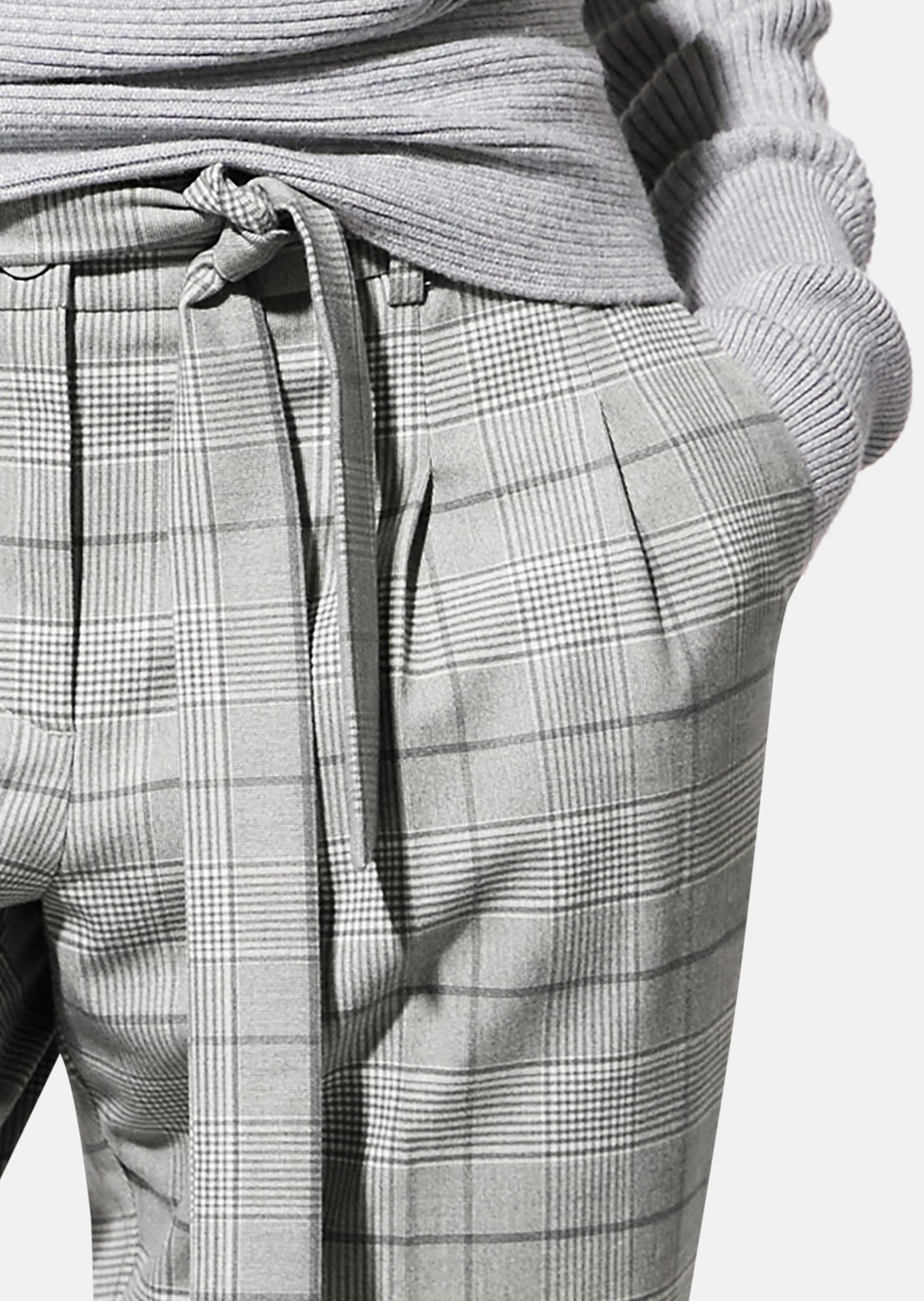 MADELEINE Bundfaltenhose »Hose Karo-Bundfaltenhose mit Bindegürtel«