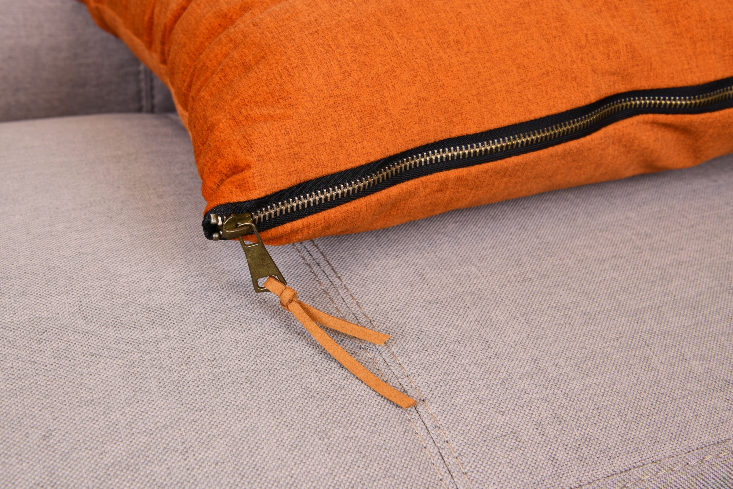 MIRRORS AND MORE Dekokissen »FINN« unifarben, Dekokissen mit Füllung