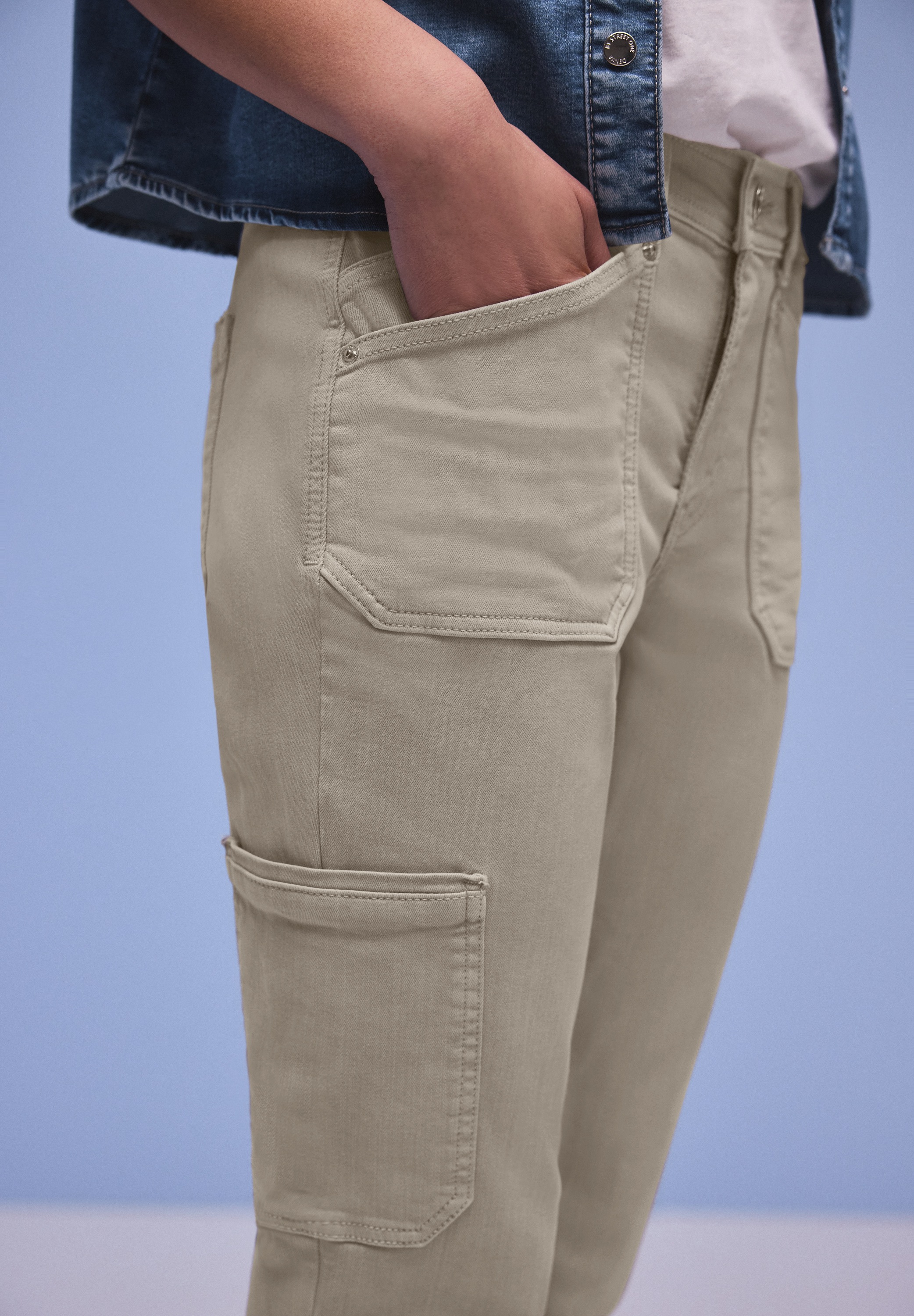Cargojeans STREET ONE "Style Charlie", Damen, Gr. 26, Länge 28, beige washed, Denim/Jeans, Obermaterial: 81% Baumwolle, 17% Polyester, 2% Elasthan, unifarben, loose fit lang, Jeans, mit Slim Legs und Stretch 3