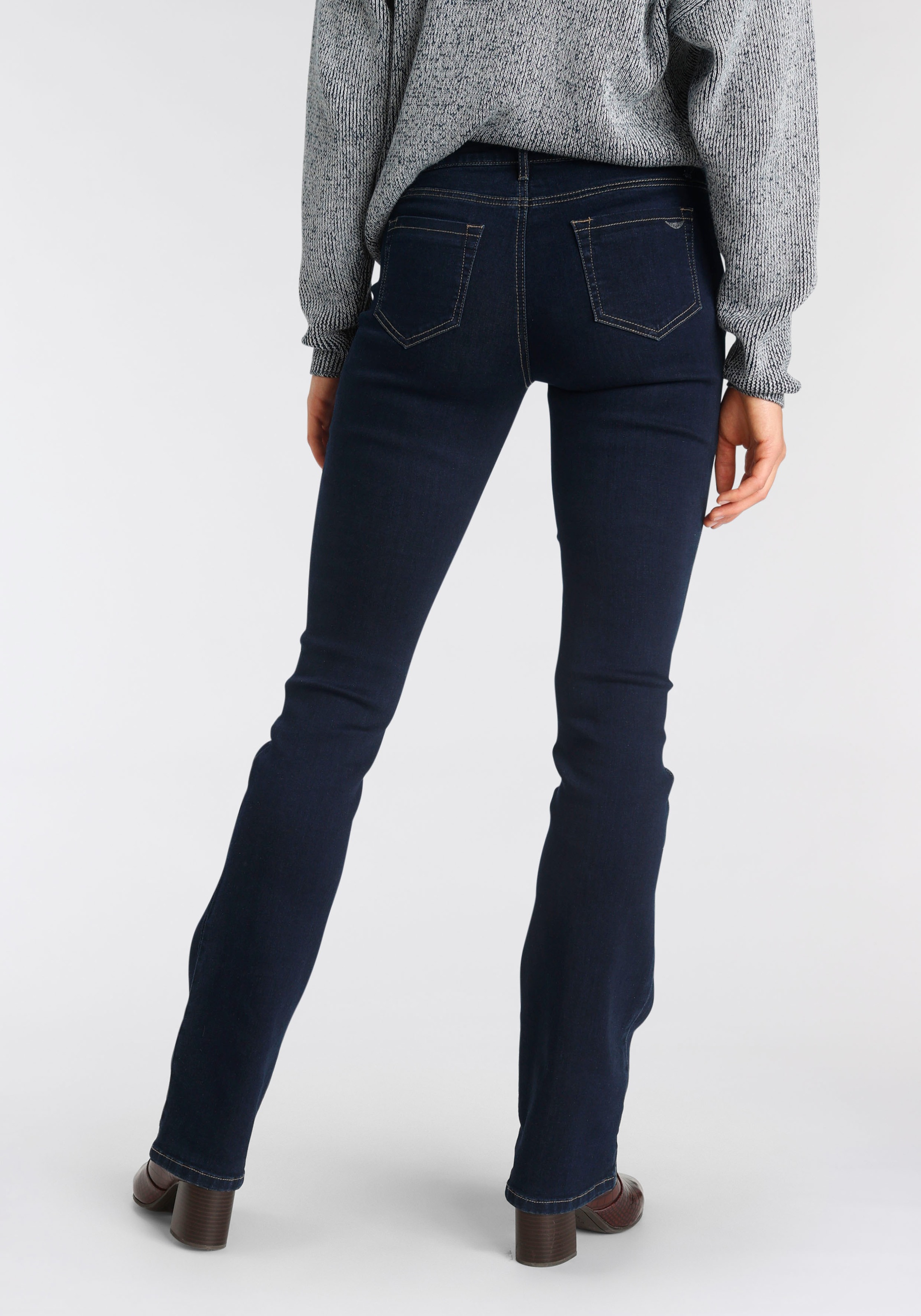 Arizona Bootcut-Jeans "Ultra-Stretch", normale Passform, Baby-Bootcut, Used günstig online kaufen