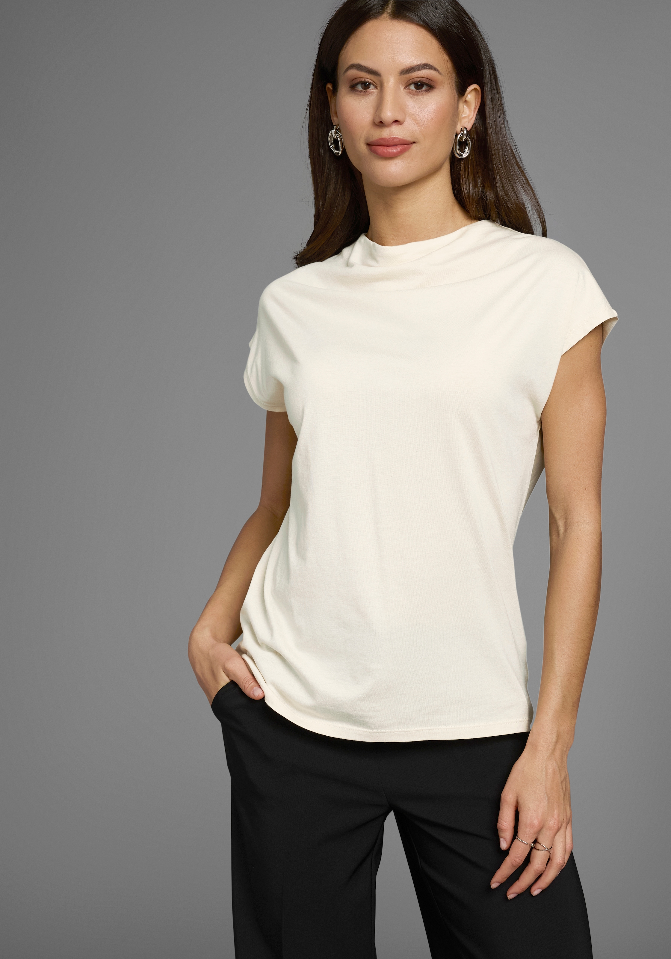 HECHTER PARIS T-Shirt, ärmellos, figurumspielende Passform, mit Wasserfallkragen