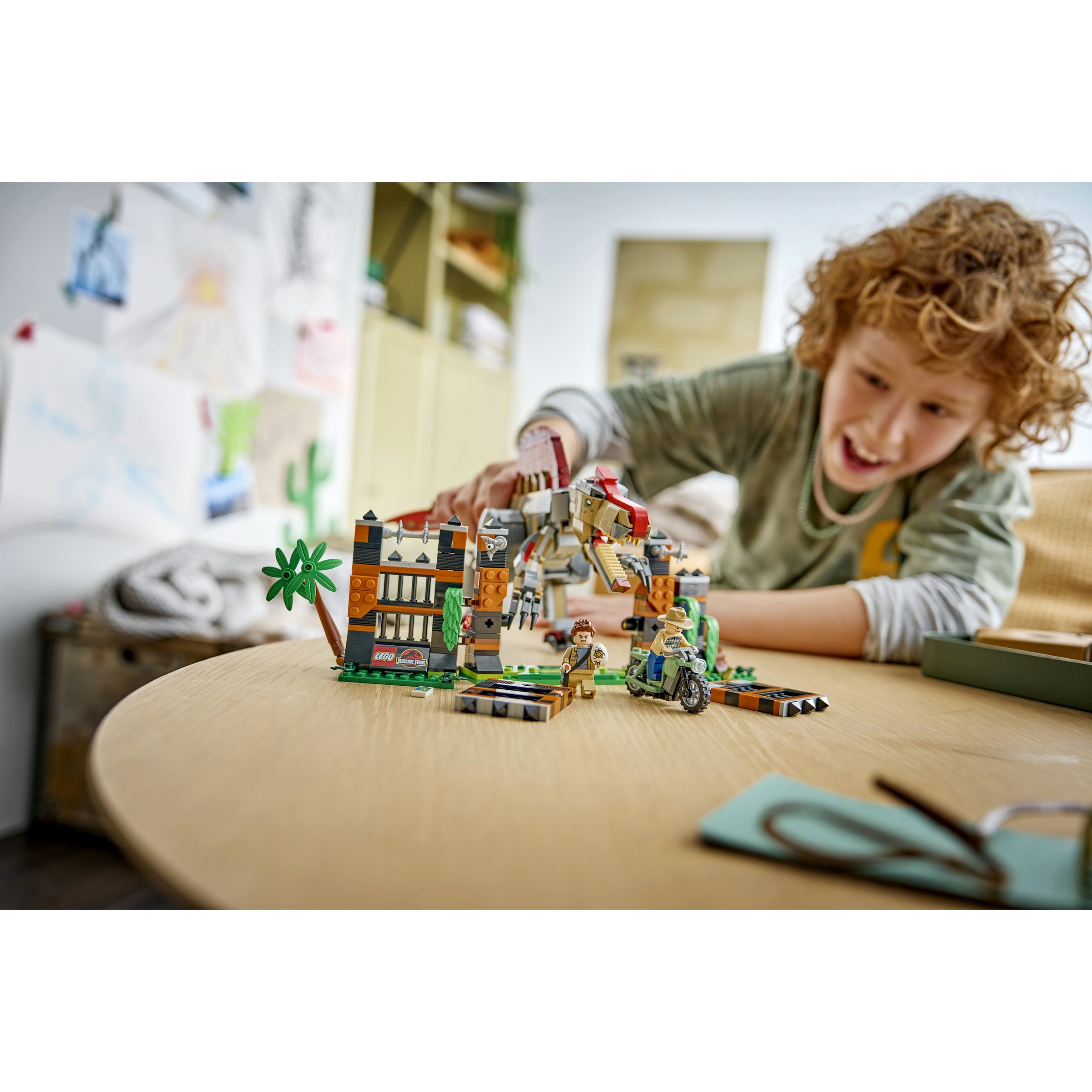 LEGO® Konstruktionsspielsteine »Flucht des Spinosaurus (77982), LEGO Jurassic World« Made in Europe