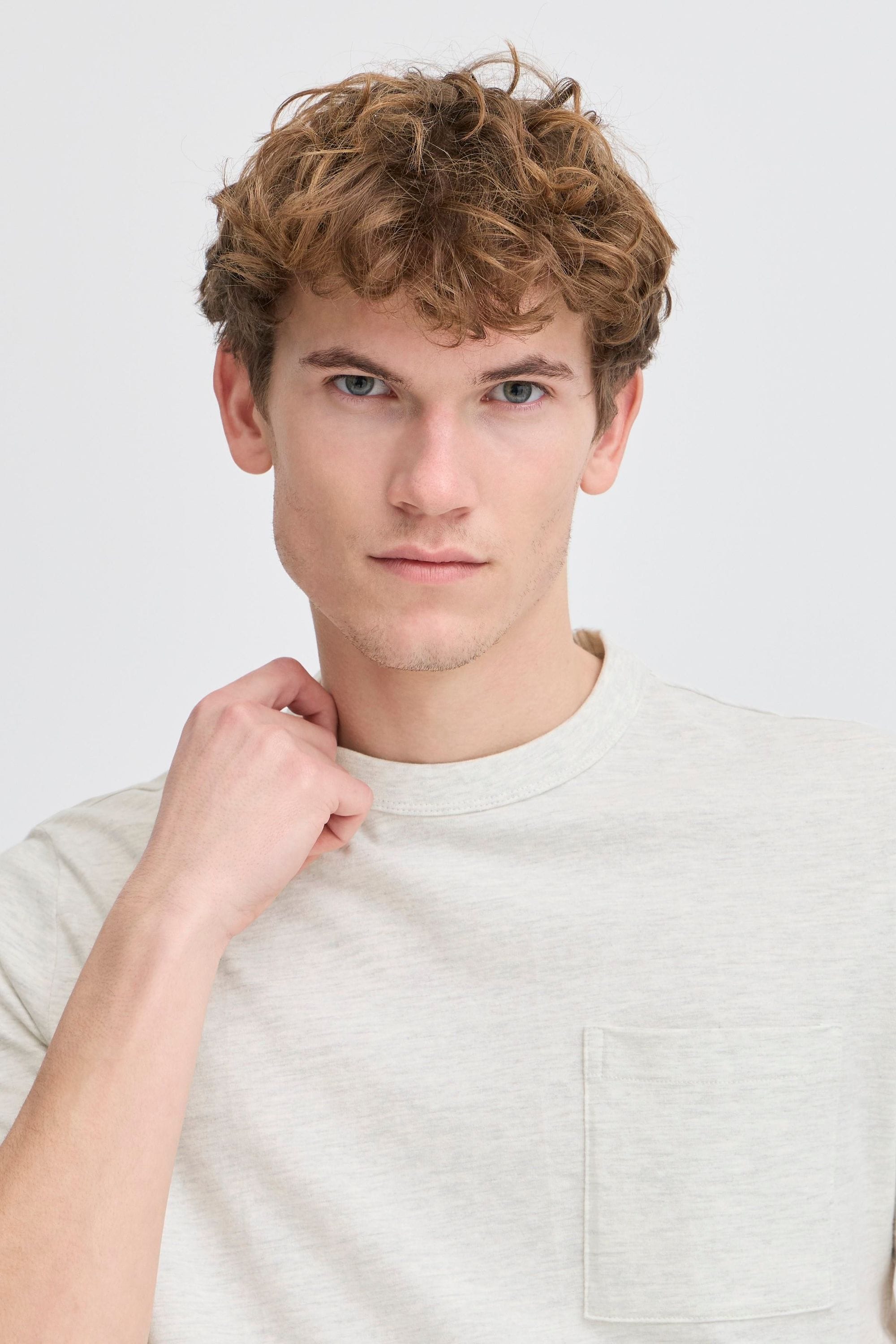 Casual Friday T-Shirt »T-Shirt CFJASPER mélange tee with chest pocket«