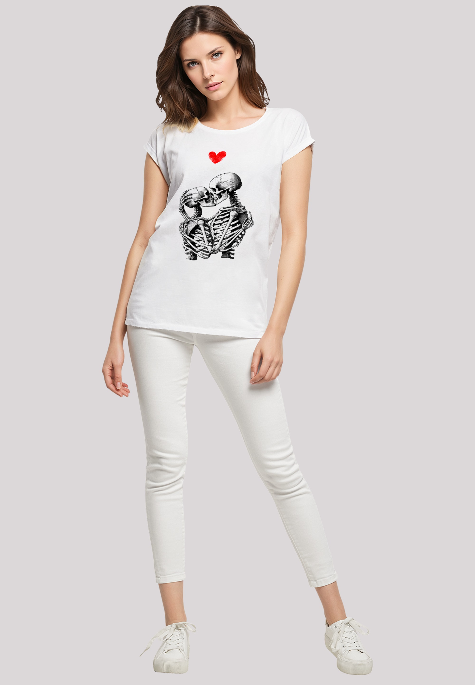 F4NT4STIC T-Shirt »Love is all you need«, Premium Qualität