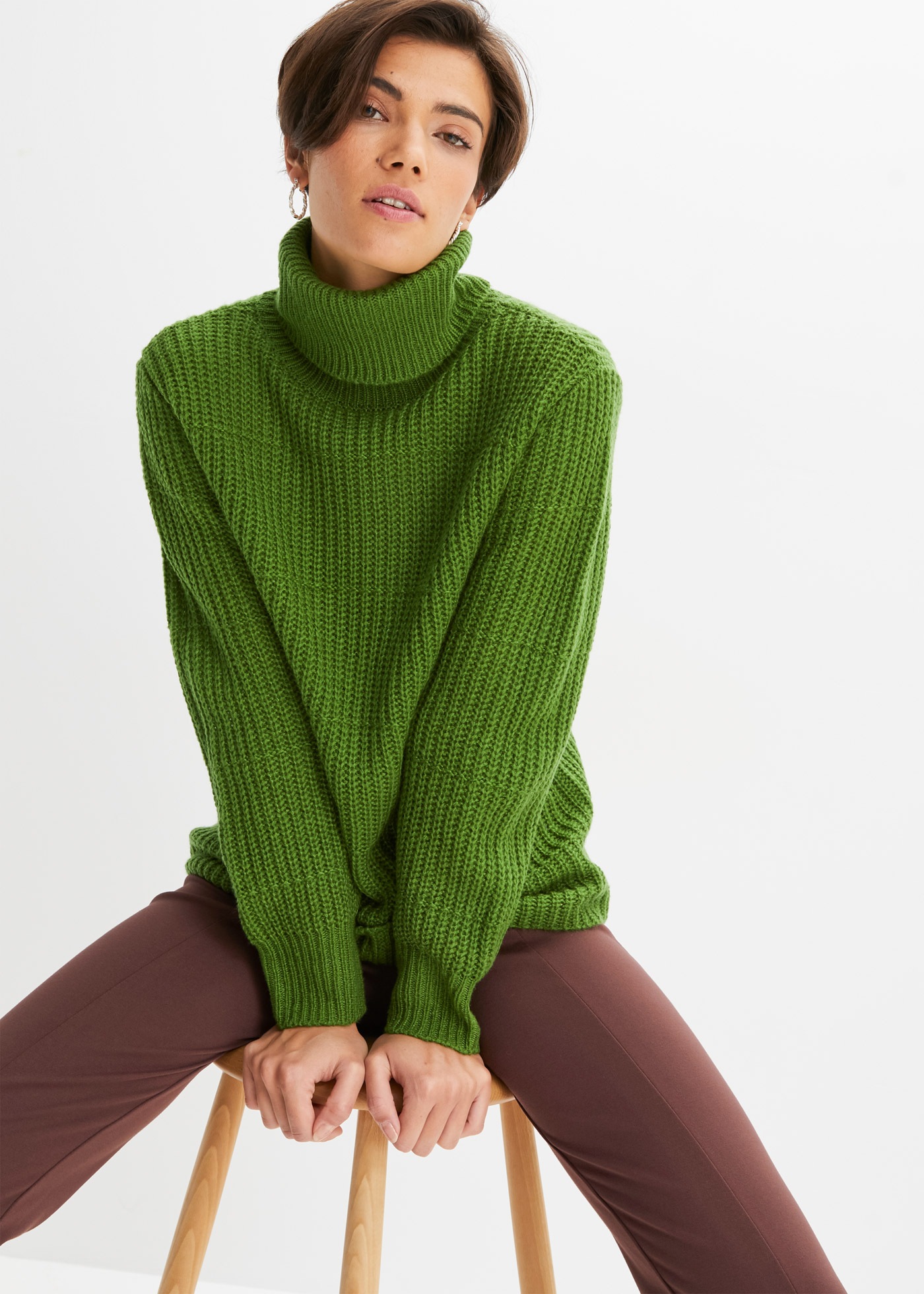 Rollkragenpullover BONPRIX, Damen, Gr. 36/38 (S), grün (forstgrün), Obermaterial: 100% Polyacryl, lässig geschnitten, Pullover Rollkragenpullover, aus Polyacryl, mit Rollkragen, für kühle Tage, lässige Passform