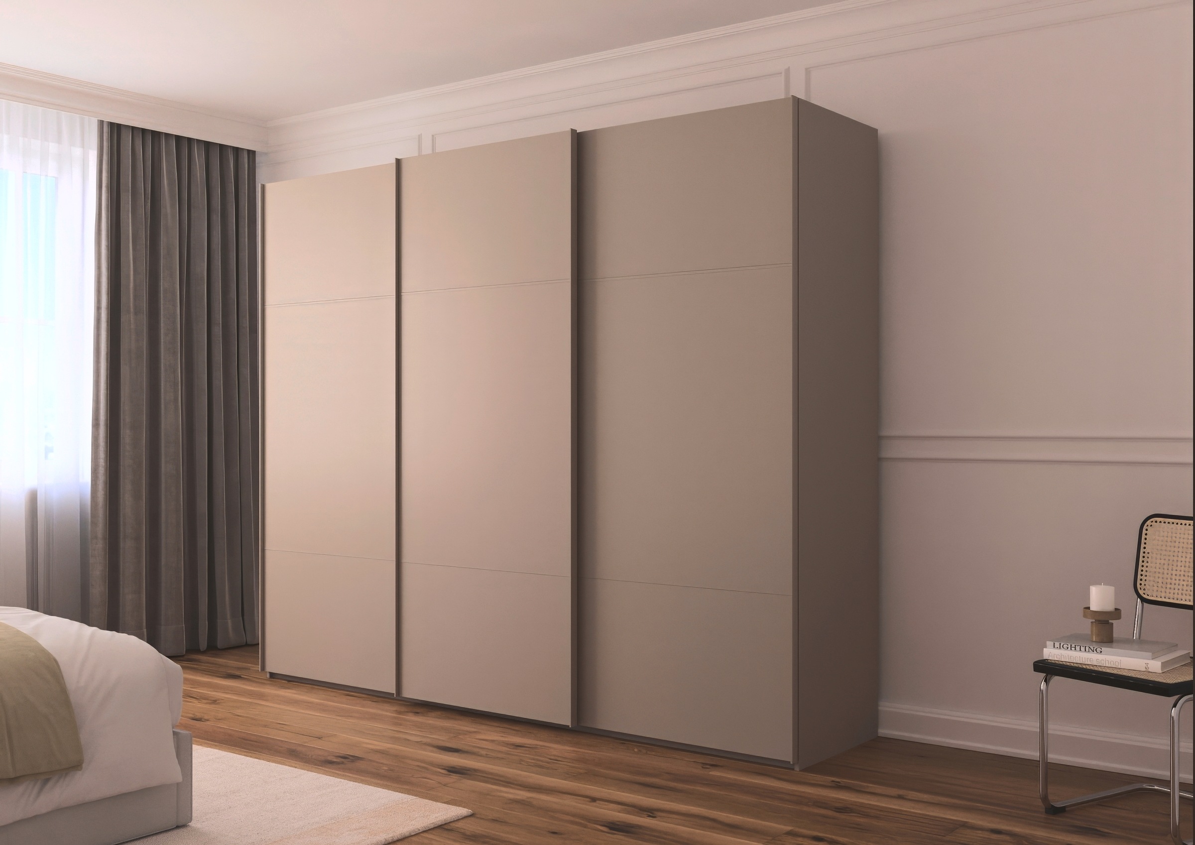 rauch Schwebetürenschrank »Kleiderschrank Schrank Garderobe Schlafzimmerschrank SCALE-TRIO«, edle dreigeteilte Front, 2 Zierleisten in Griff-Farbe MADE IN GERMANY