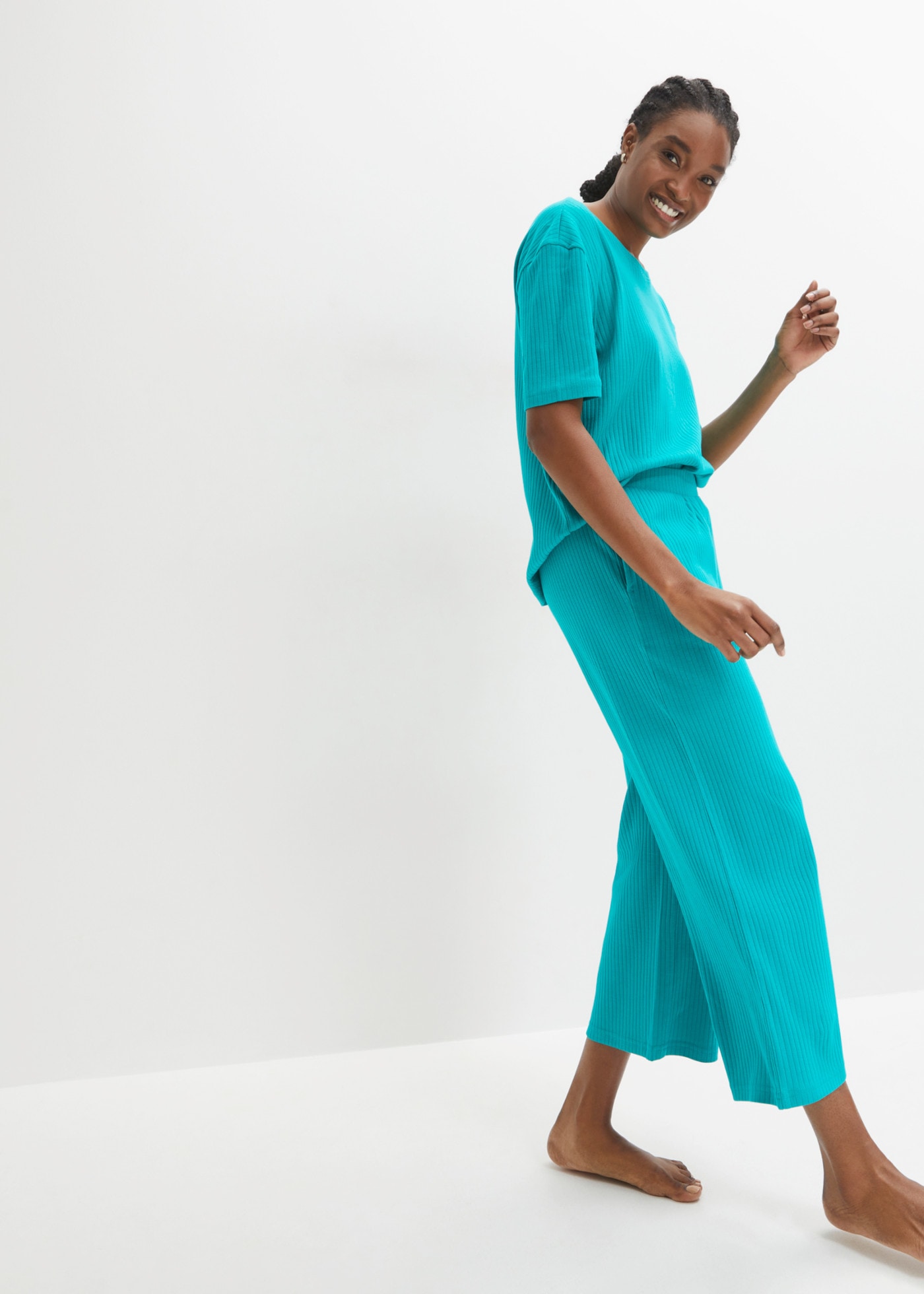 bonprix Hausanzug Set, aus Baumwolle, Oversize-Passform, gerippte Struktur, weite Hose