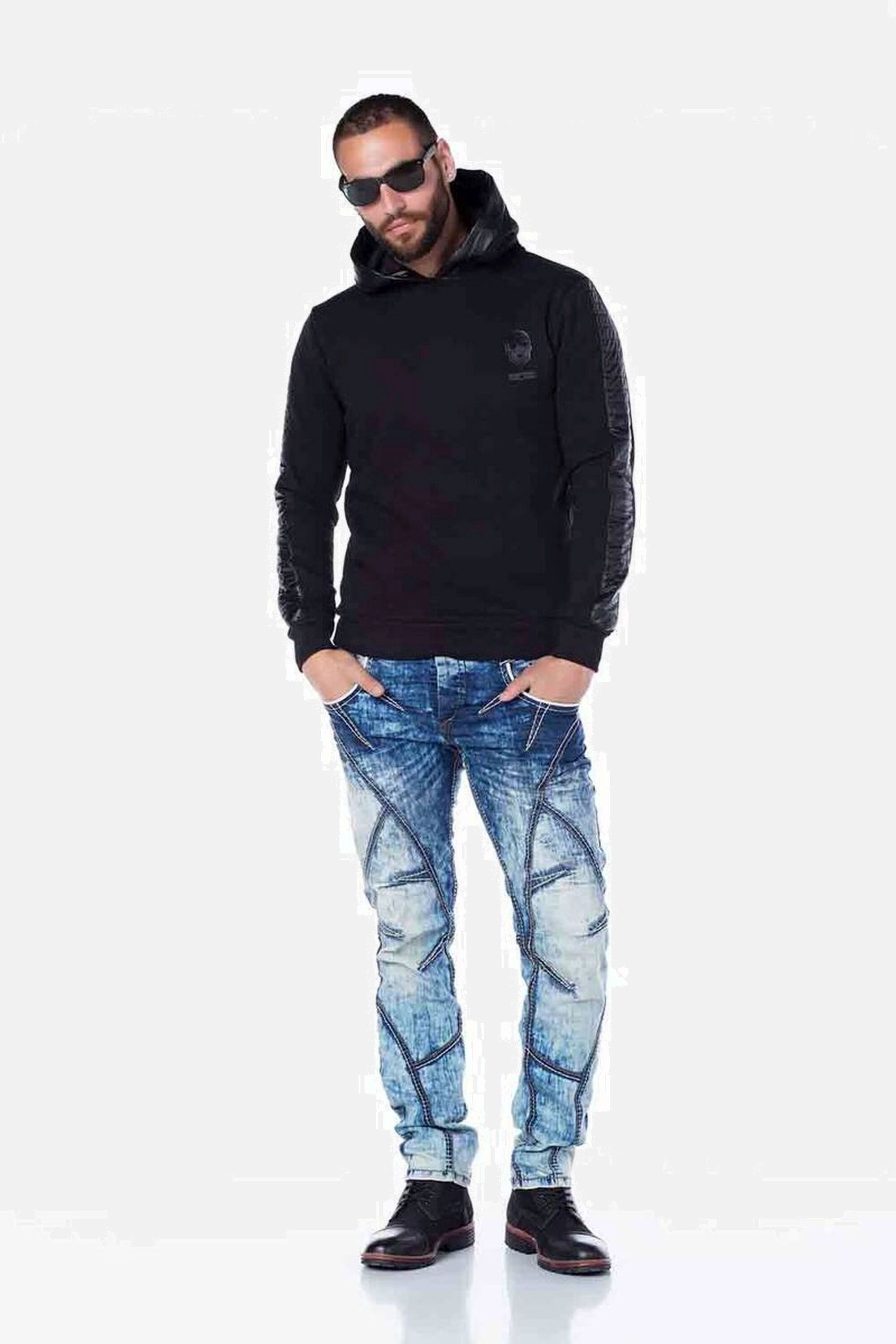 Cipo & Baxx 5-Pocket-Jeans »Jeans«, mit cooler Waschung und Ziernähten, CD269