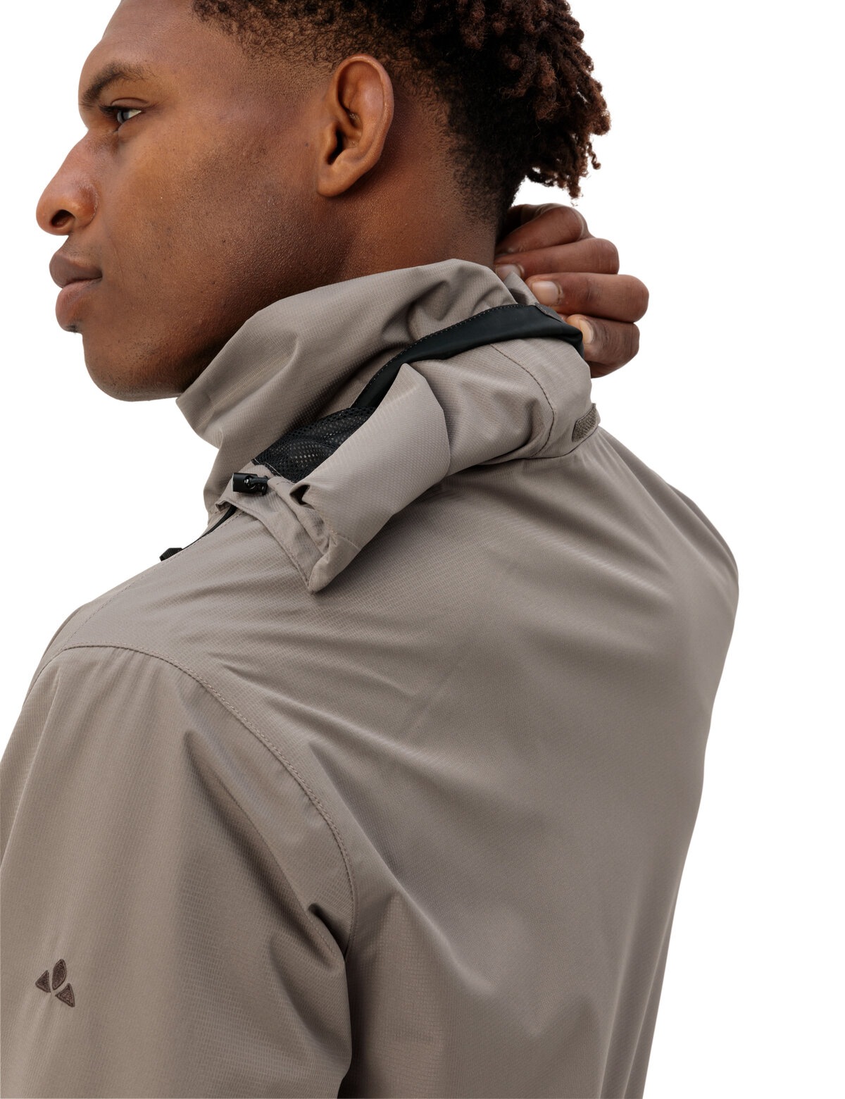 VAUDE Outdoorjacke »MEN'S ESCAPE LIGHT JACKET«, (1 St.), mit Kapuze