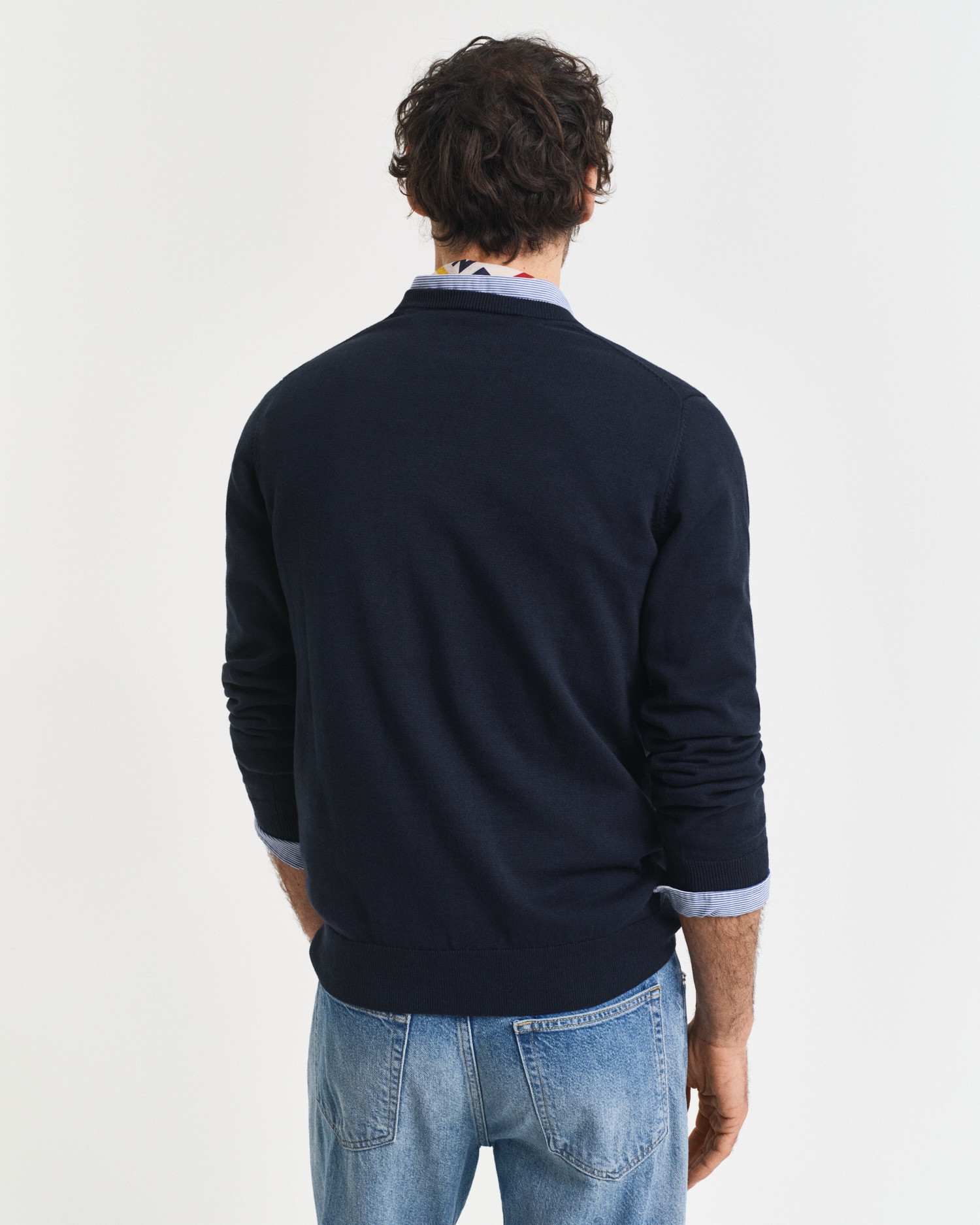 Thumbnail - Gant V-Ausschnitt-Pullover "Classic Cotton V-Neck" Premium Strickjersey aus weicher 100% Baumwolle, Übergangspullover