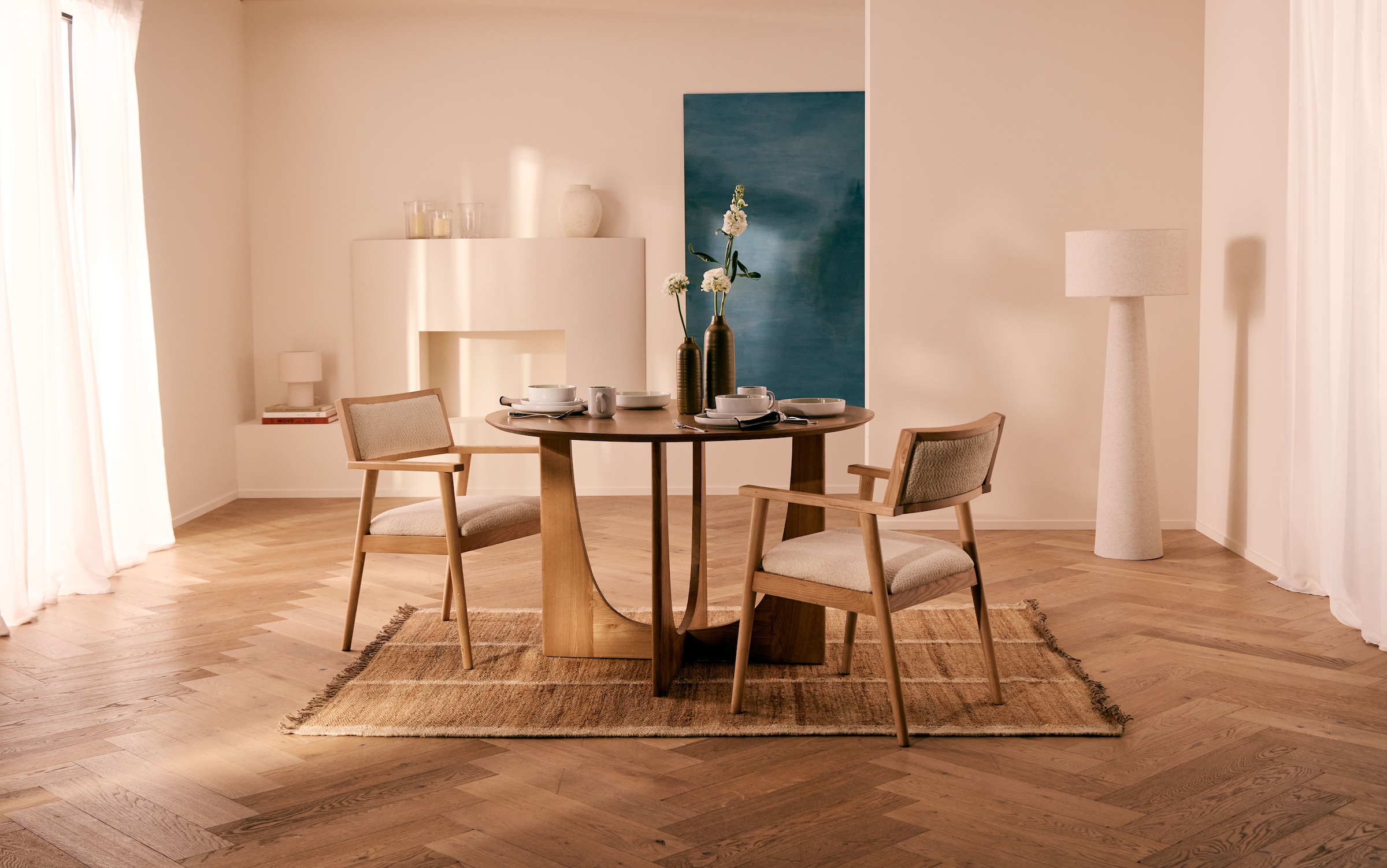 LeGer Home by Lena Gercke Esstisch »Zirella« massives Eschenholz, markantes Kreuzfuß-Design, Breite 120 cm