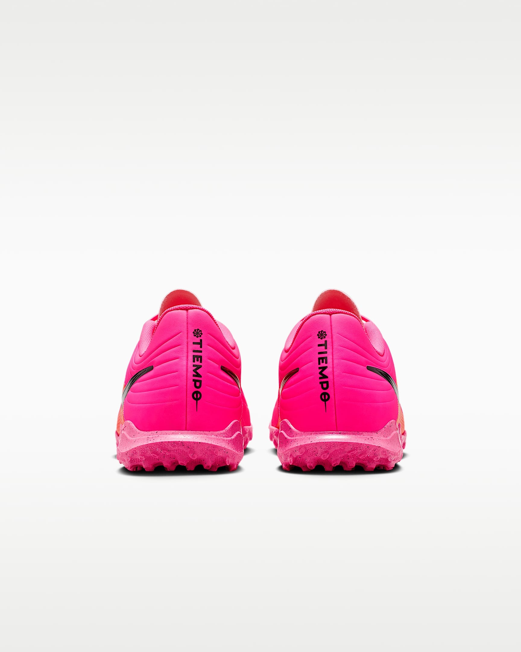Nike Fußballschuh »TIEMPO MAESTRO CLUB TF T«  Ideal für den Einsatz auf kurzen Kunstrasenplätzen