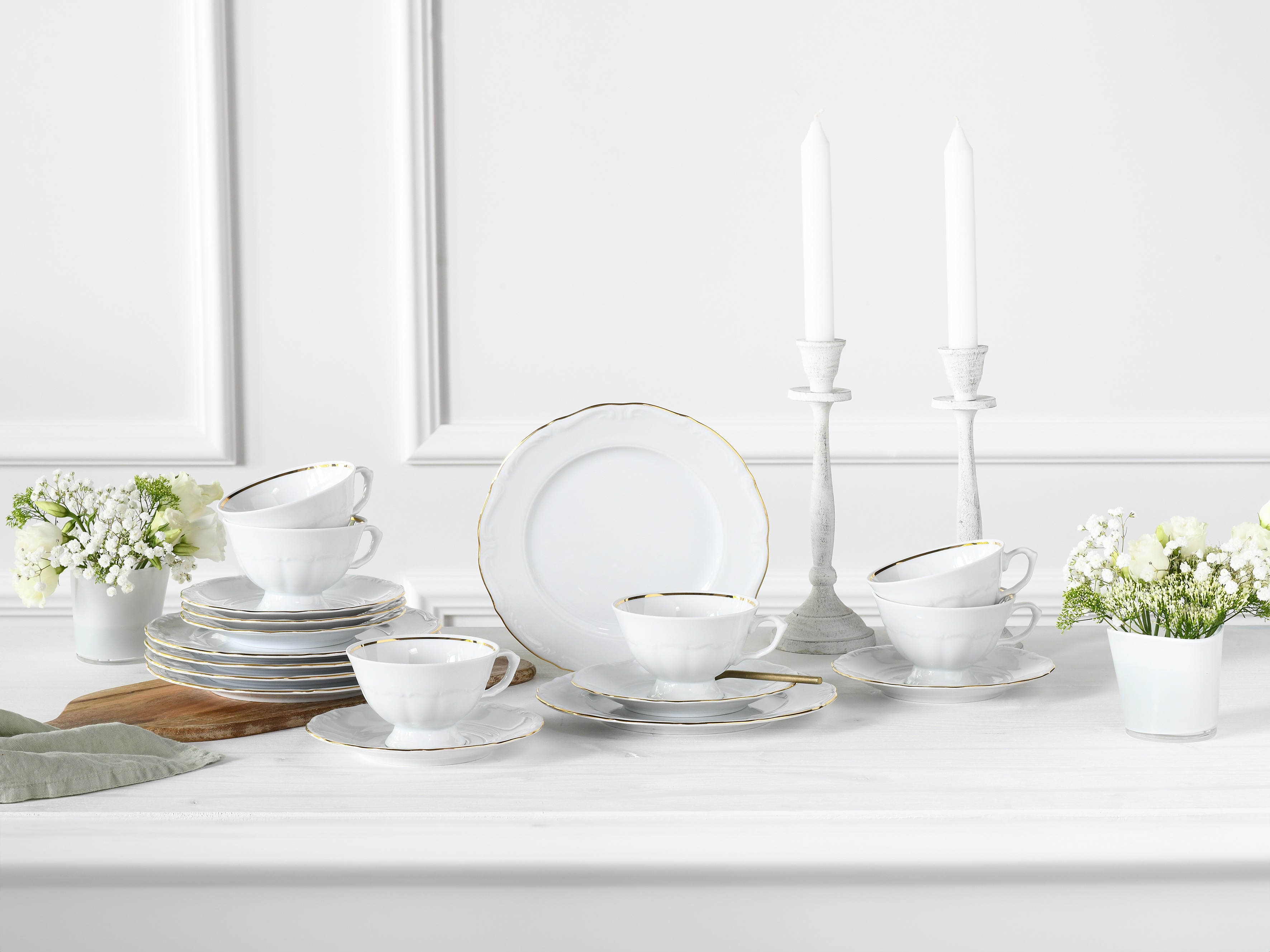 Thumbnail - CreaTable Kaffeeservice "Maria Theresia, KaffeeService 18-tlg" Traditionelle Porzellanform