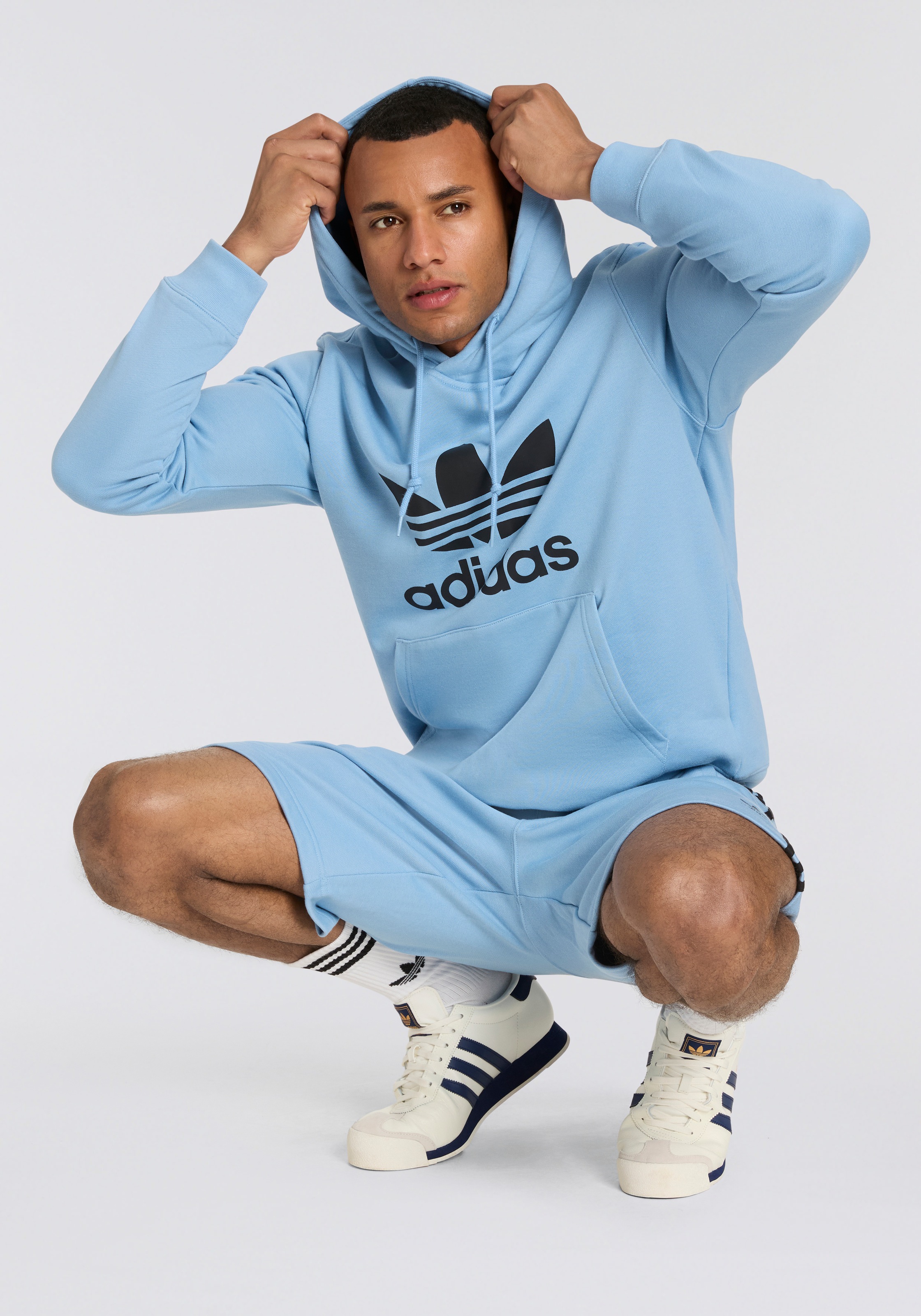 adidas Originals Shorts »3-STRIPE SHORT«, (1 tlg.), Drei Streifen Sweat Shorts aus weichem French-Terry Material