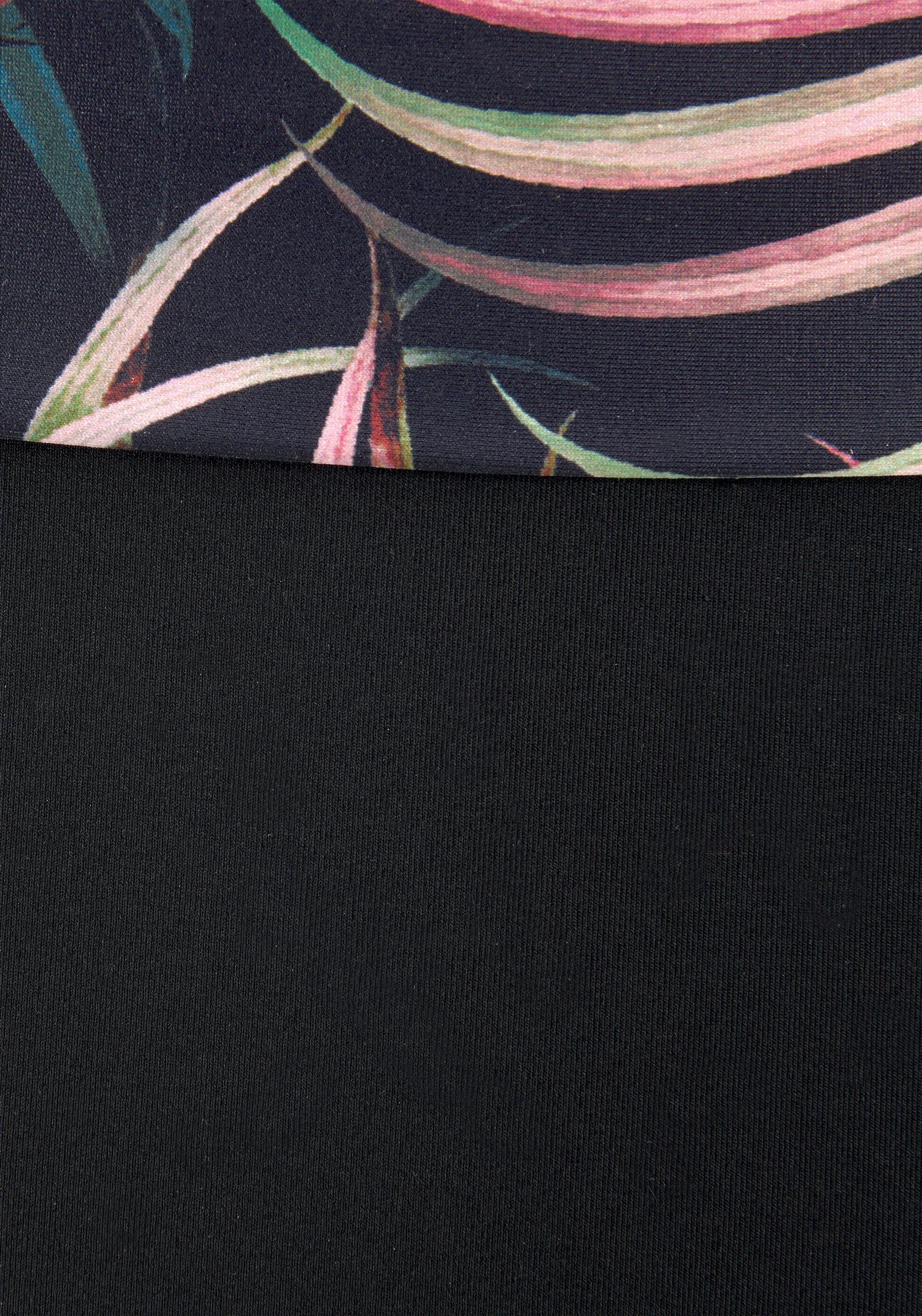 Bikini-Hose LASCANA "Reese", Damen, Gr. 34, N-Gr, schwarz (schwarz, bedruckt), Polyamid, bedruckt, Badehosen Bikini-Hose, mit Umschlagbund und Palmendruck 3