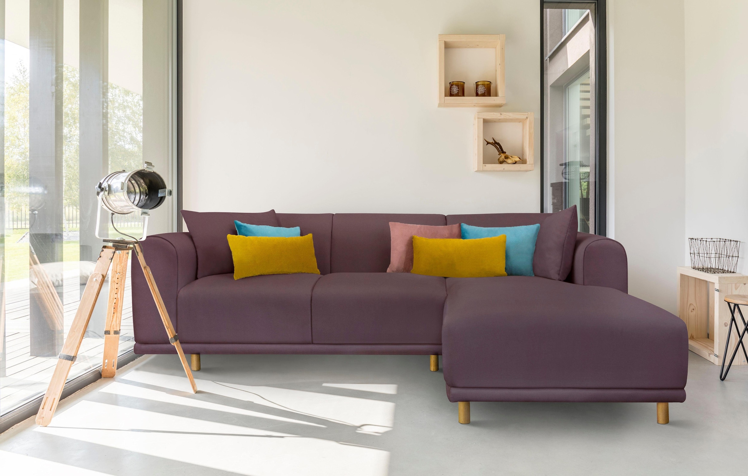 andas Ecksofa "Maroon L-Form", in skandinavischem Design, mit losen Kissen günstig online kaufen