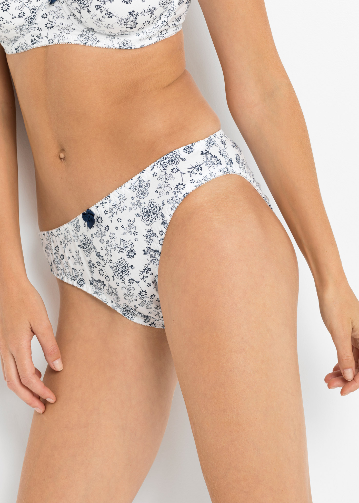bonprix Slip Packung, 3 Stk. unifarben und bedruckt, mit kleinem Schleifendetail