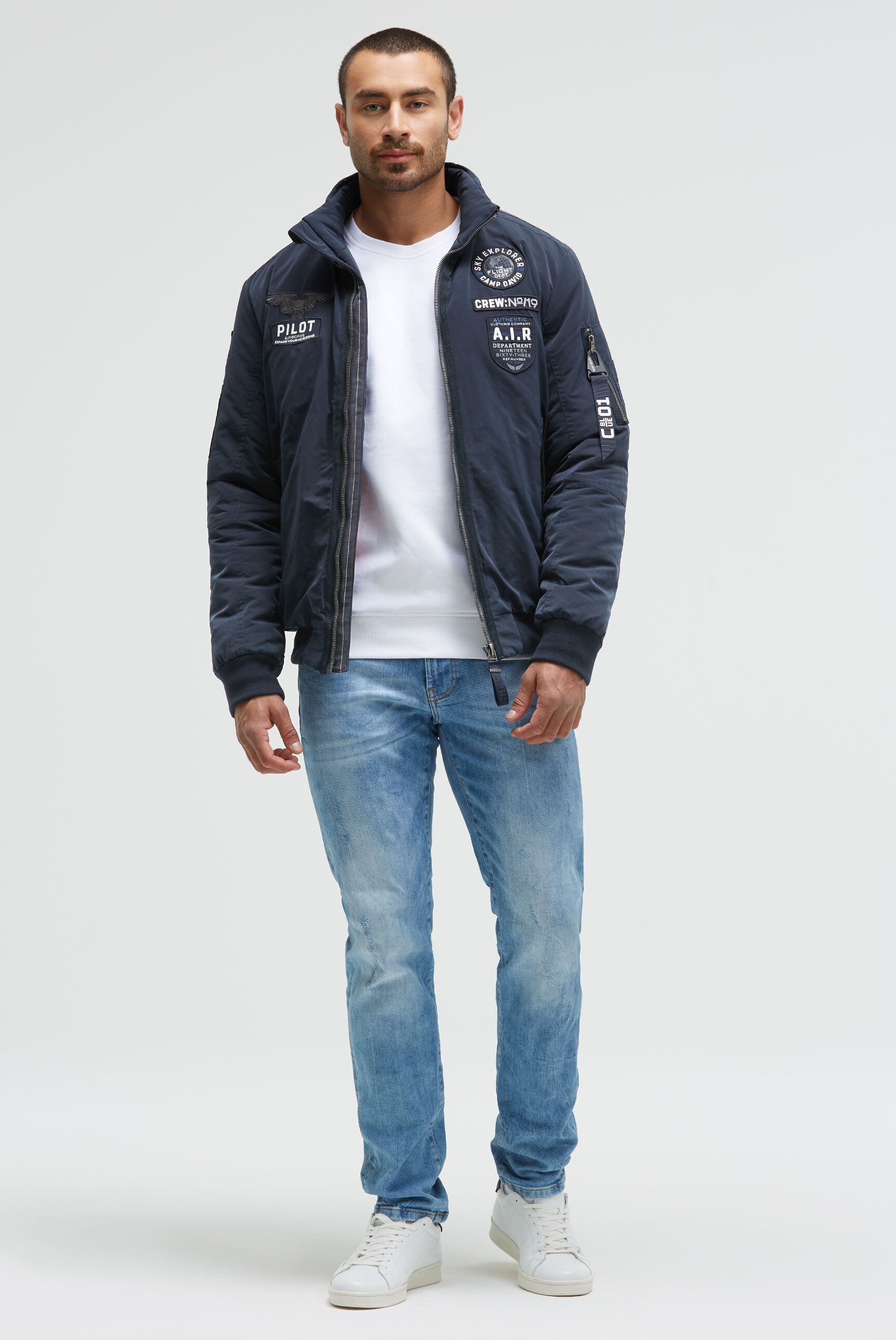 Thumbnail - CAMP DAVID Outdoorjacke ohne Kapuze mit Ärmeltasche