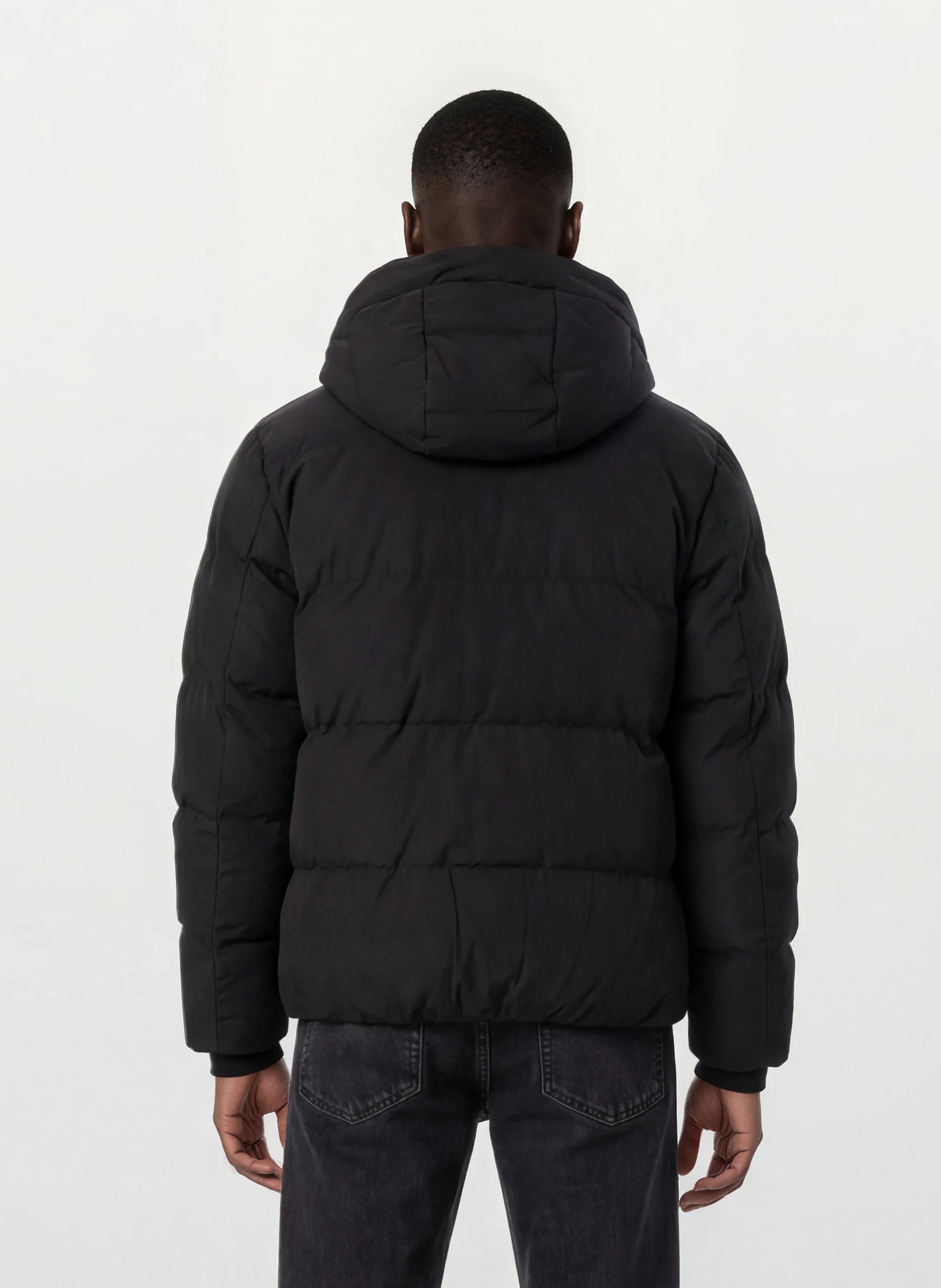 trueprodigy Winterjacke »Edris dicke Winterjacke mit Eingrifftasche und Applikation« mit Kapuze