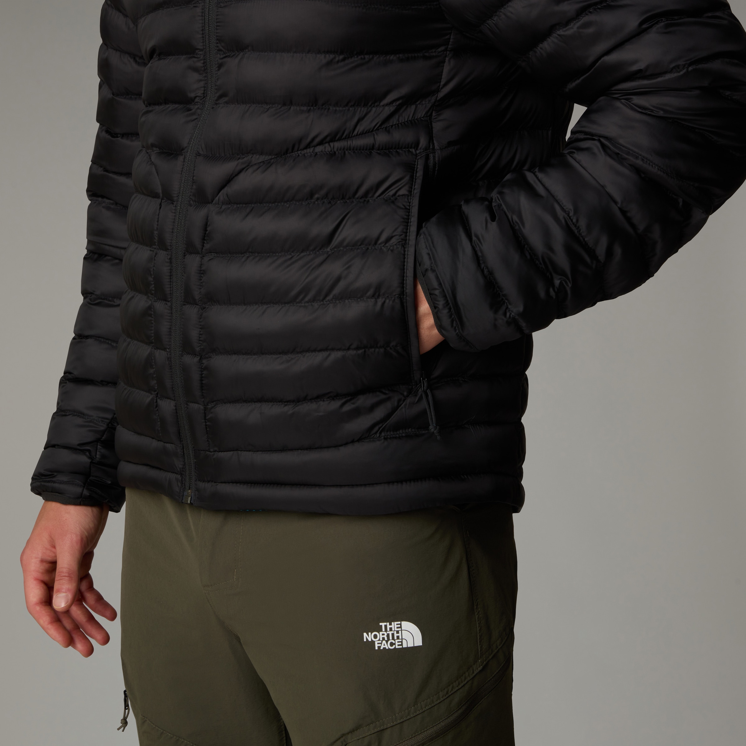 The North Face Steppjacke »M HUILA SYNTHETIC HOODIE«, (1 St.), Synthetisch isoliert, leicht, wetterfest