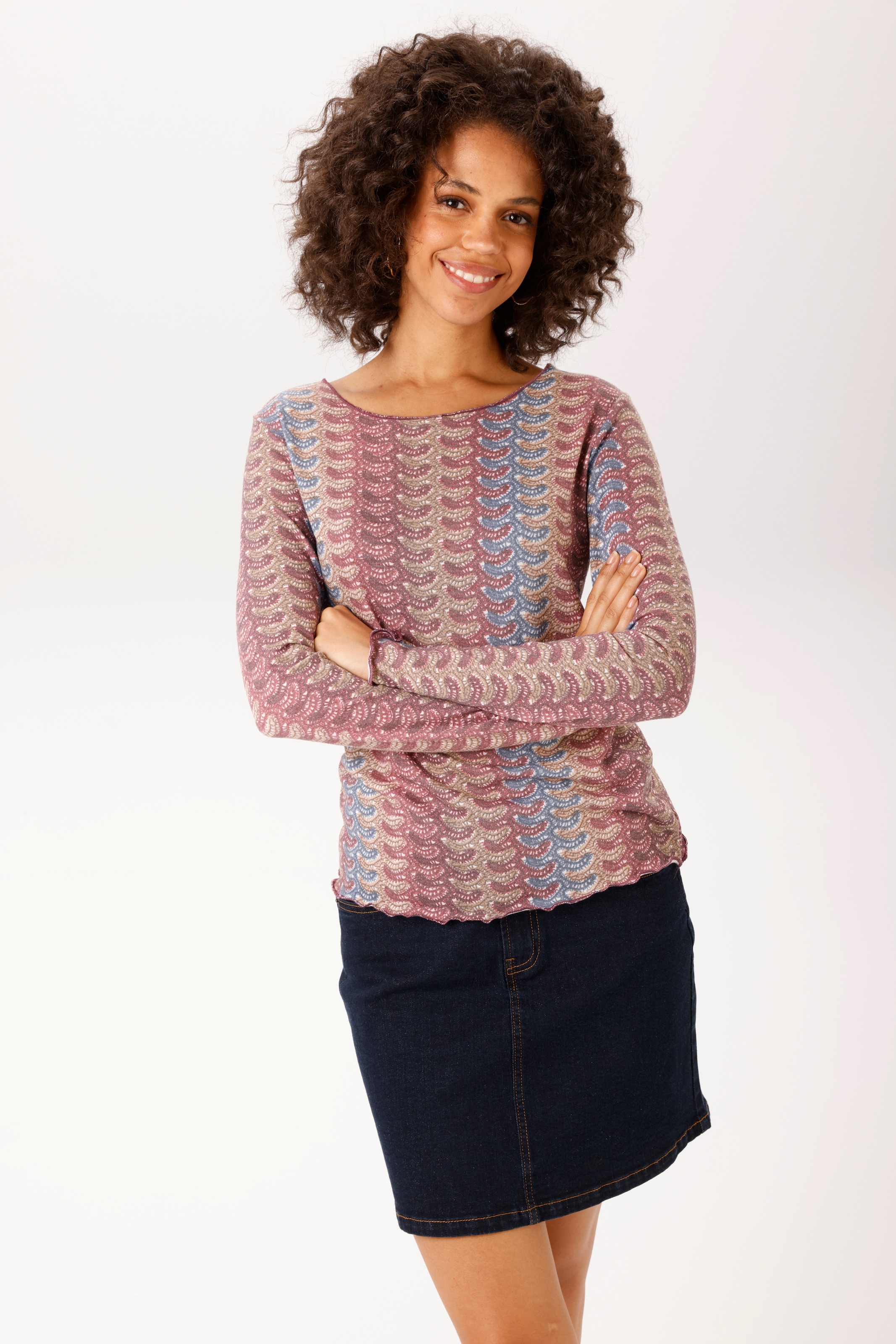 Aniston CASUAL Langarmshirt mit farbenfrohem, grafischen Muster im Streifen-Look - NEUE KOLLEKTION