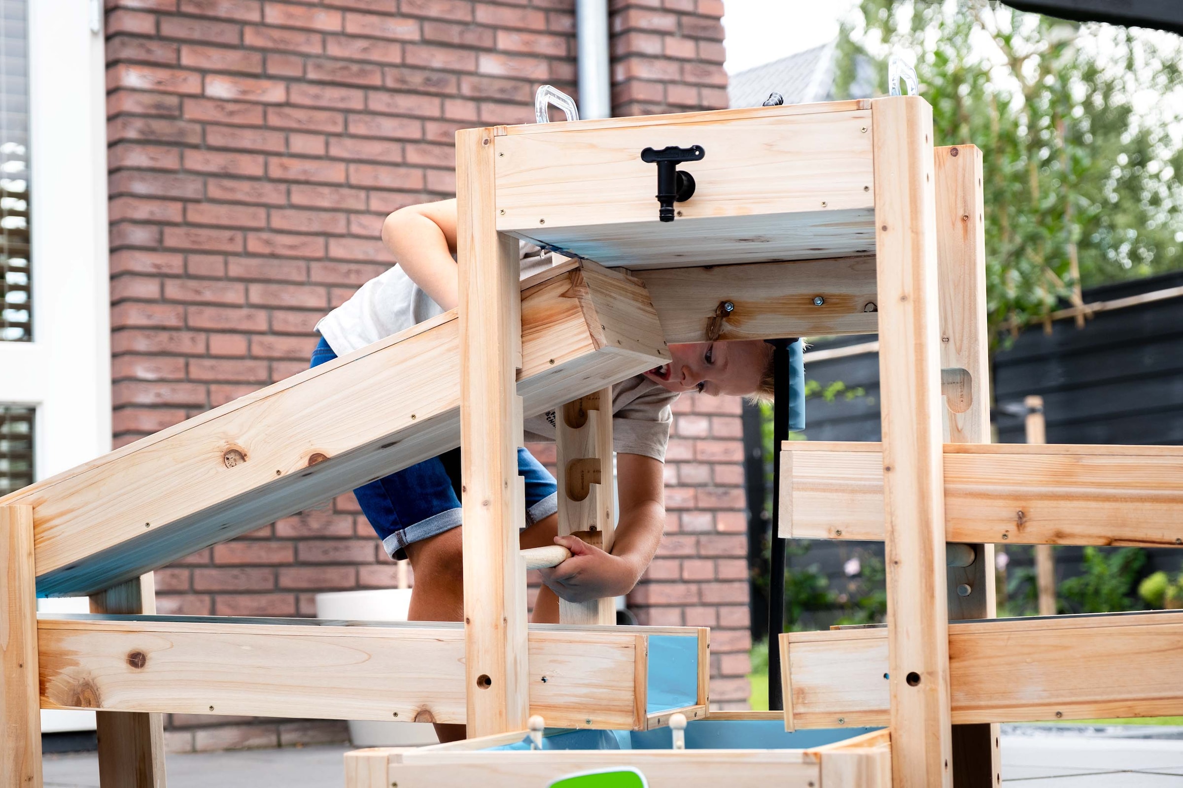 EXIT Wasserbahn »AquaFlow 400« Dieses Produkt besteht aus FSC®-zertifiziertem Material.